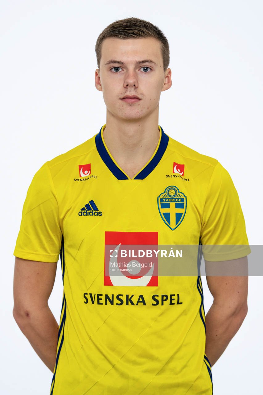 Melvin Andersson i Sveriges P19-landslag i futsal