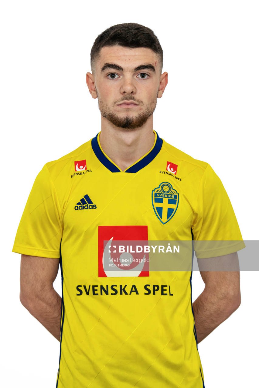 Granit Berisha i Sveriges P19-landslag i futsal