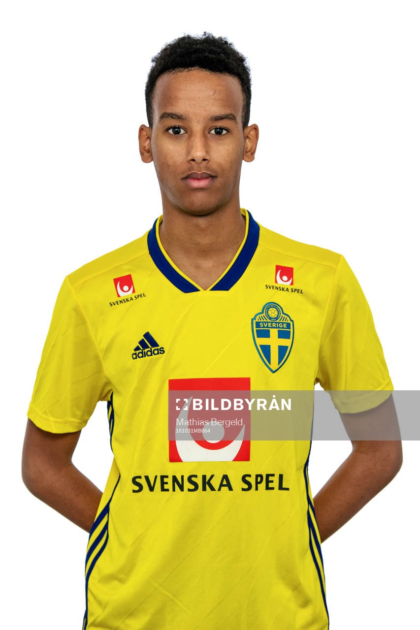 Yuael Samson Mesfun i Sveriges P19-landslag i futsal