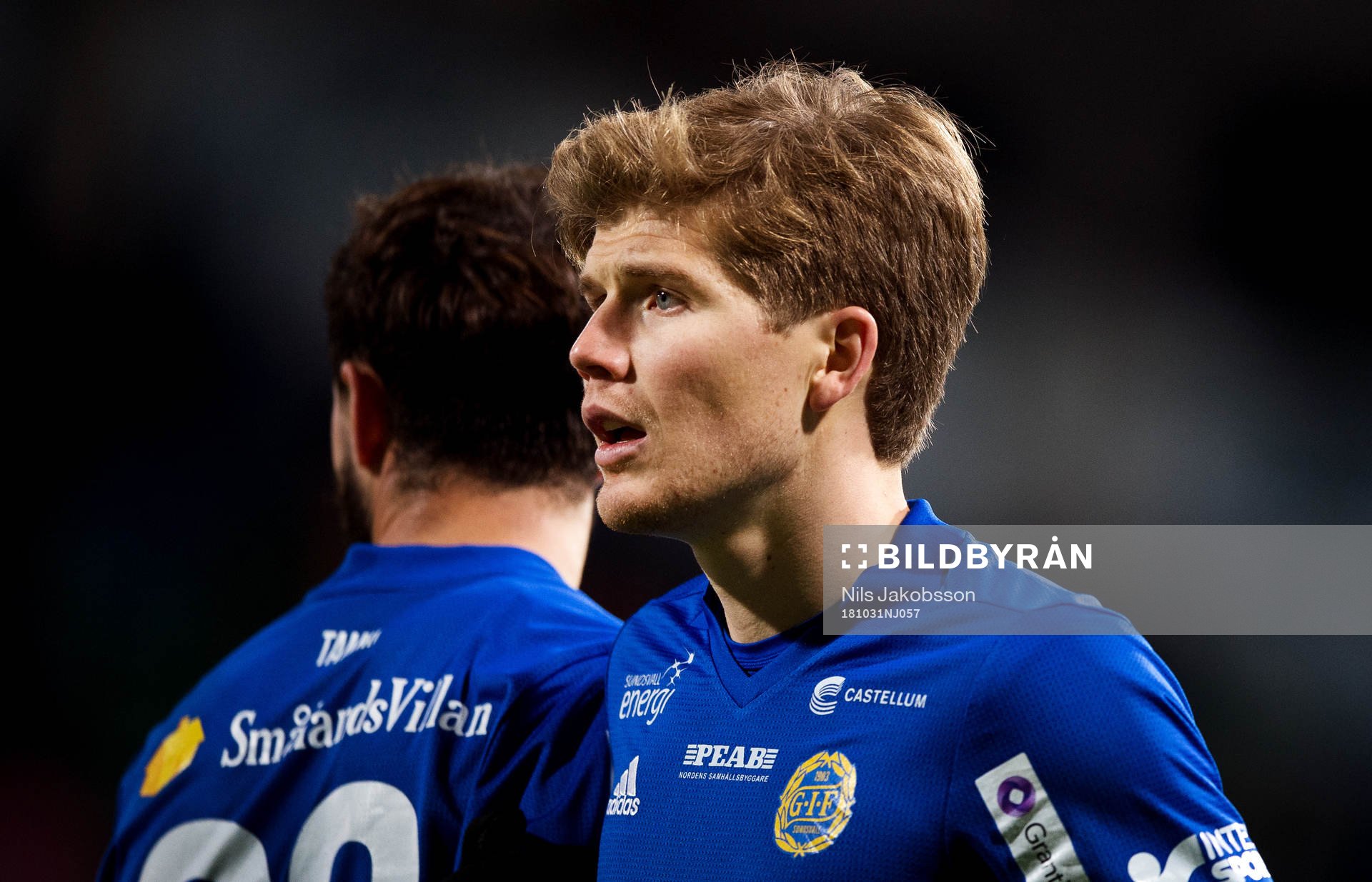Sundsvalls Oliver Berg ställer upp en frisparksmur