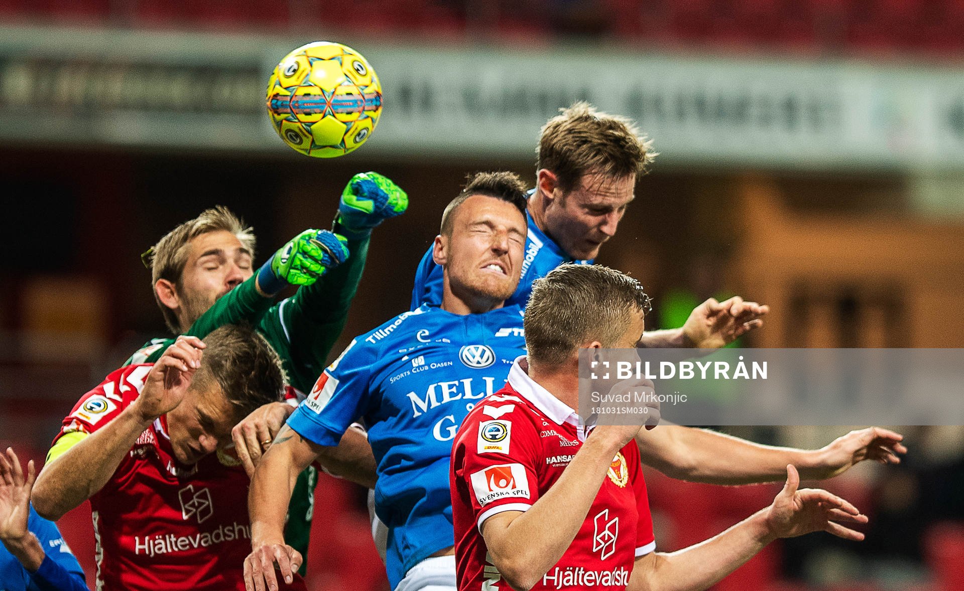 Kalmars målvakt Lucas Hägg-Johansson och Viktor Elm samt