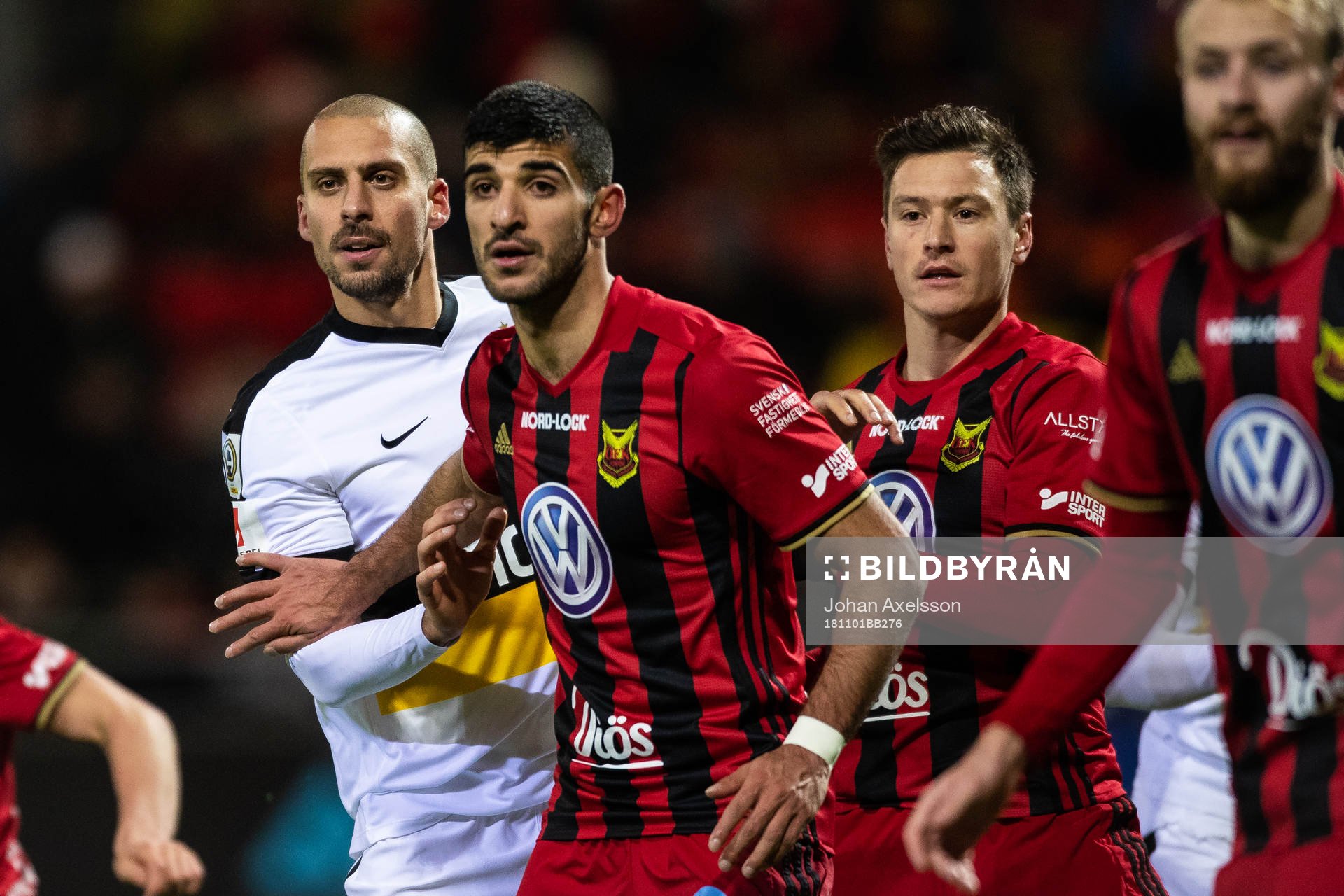 s Panos Dimitriadis och Östersunds Rewan Amin