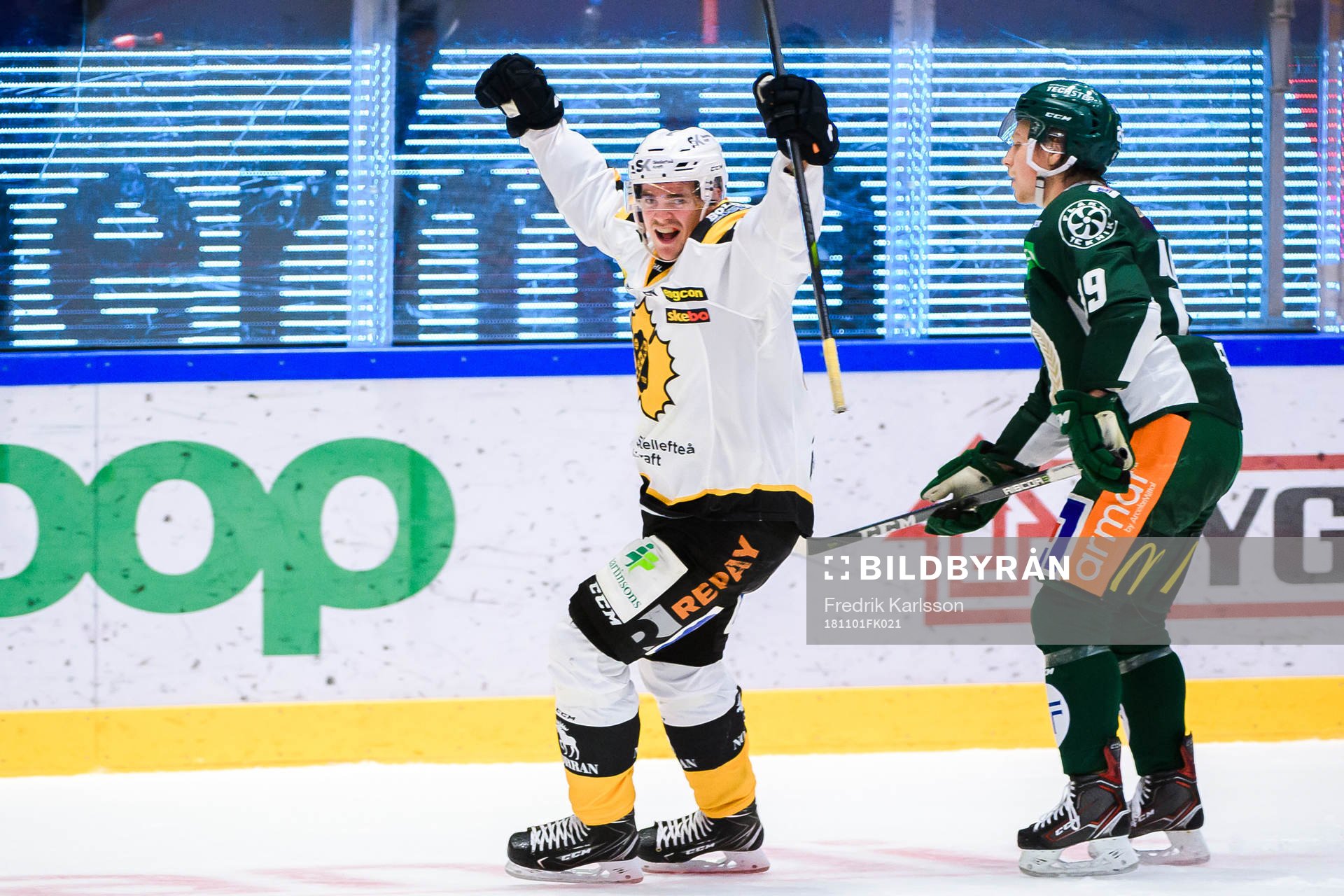 Skellefteås Emil Djuse jublar