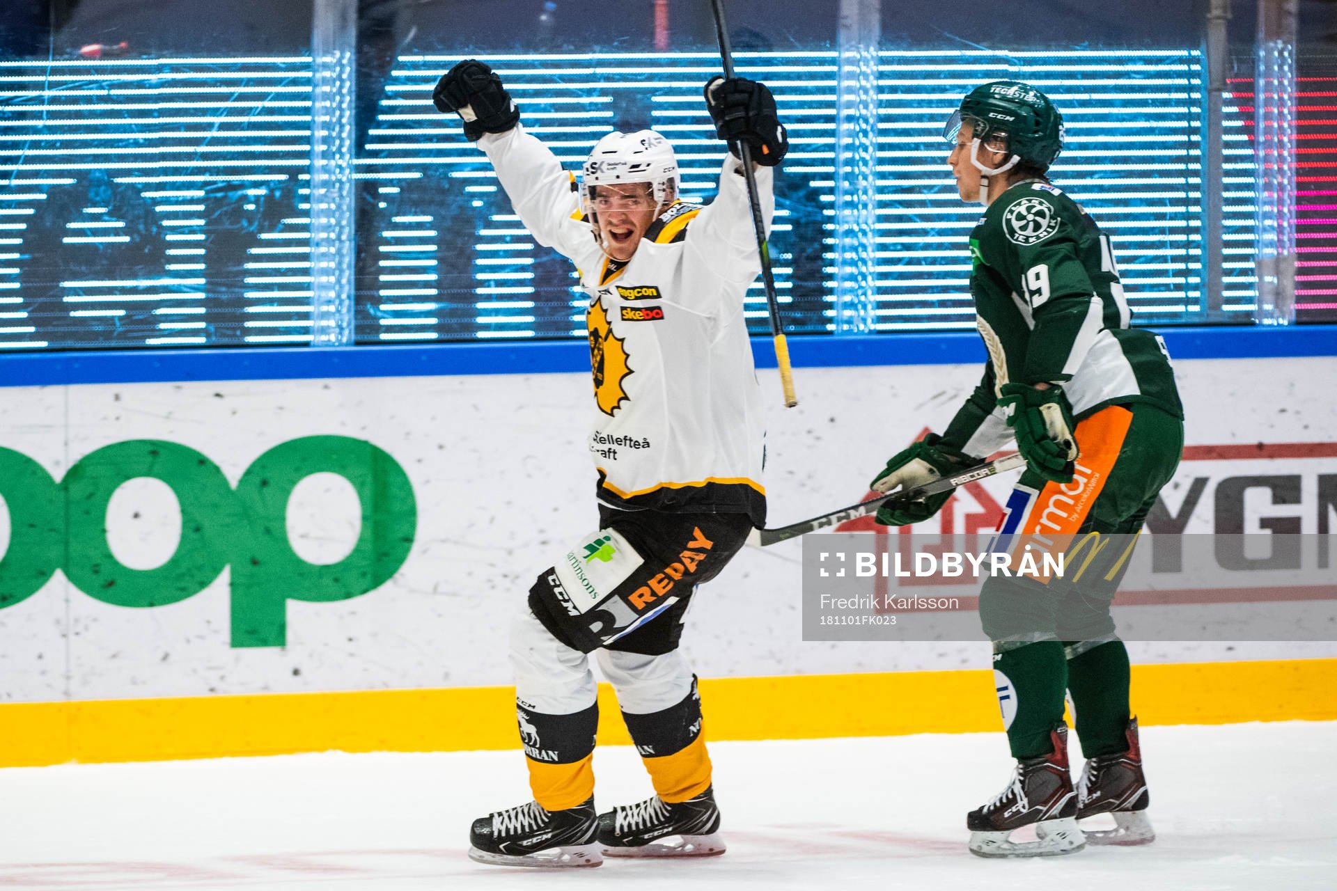 Skellefteås Emil Djuse jublar