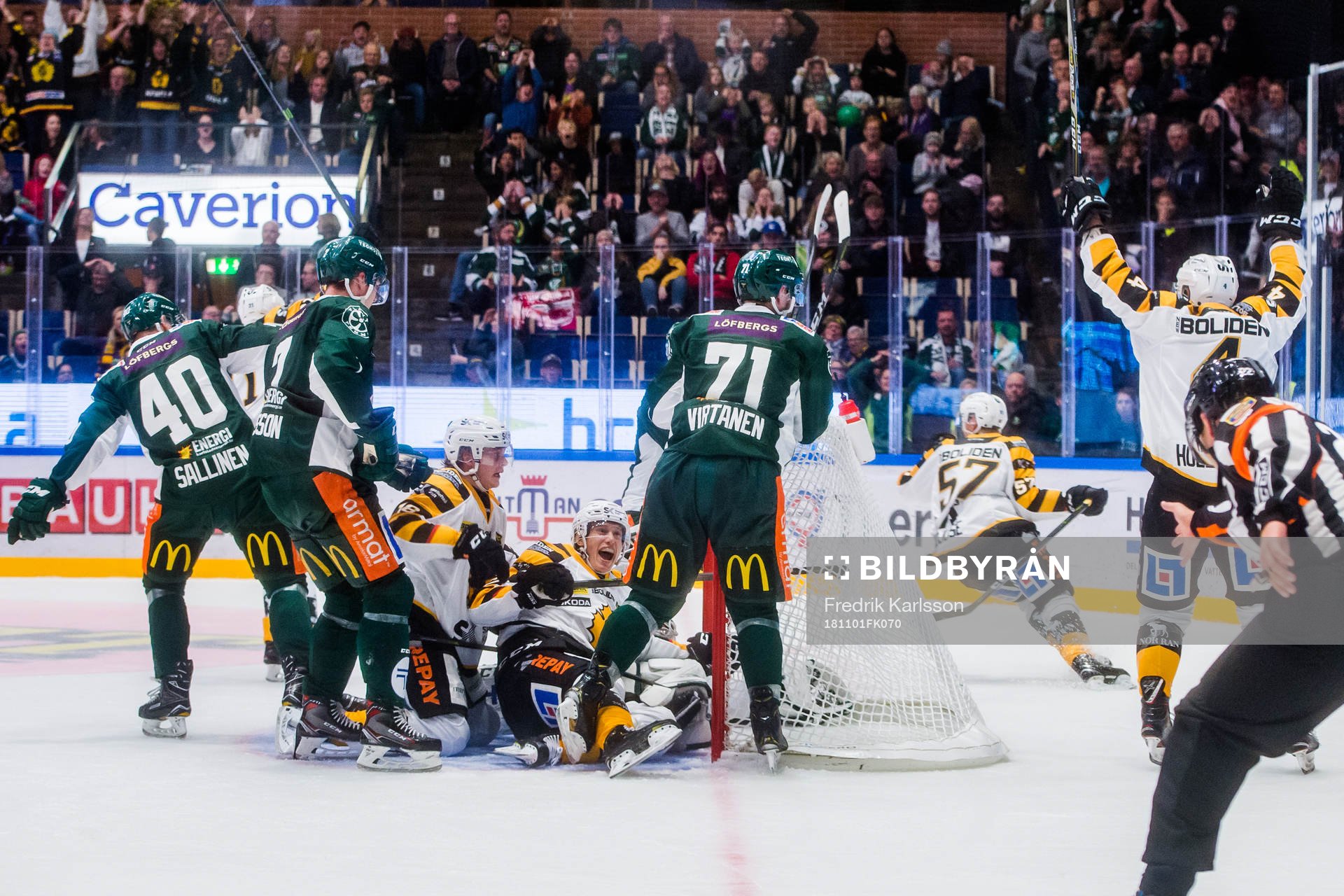 Skellefteås spelare jublar