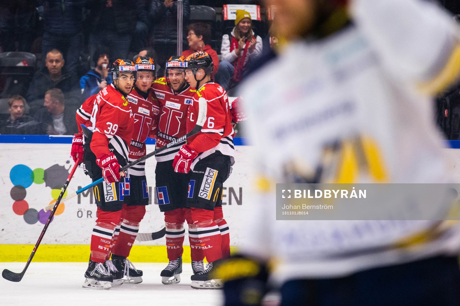 Örebros Linus Arnesson jublar