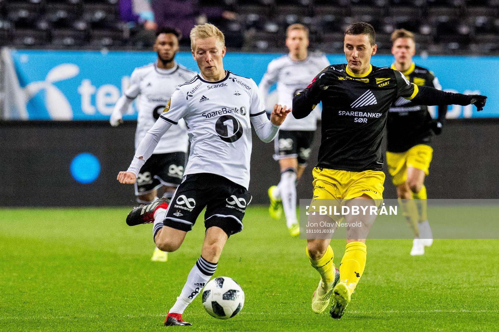 Birger Meling of Rosenborg and Herolind Shala of Start
