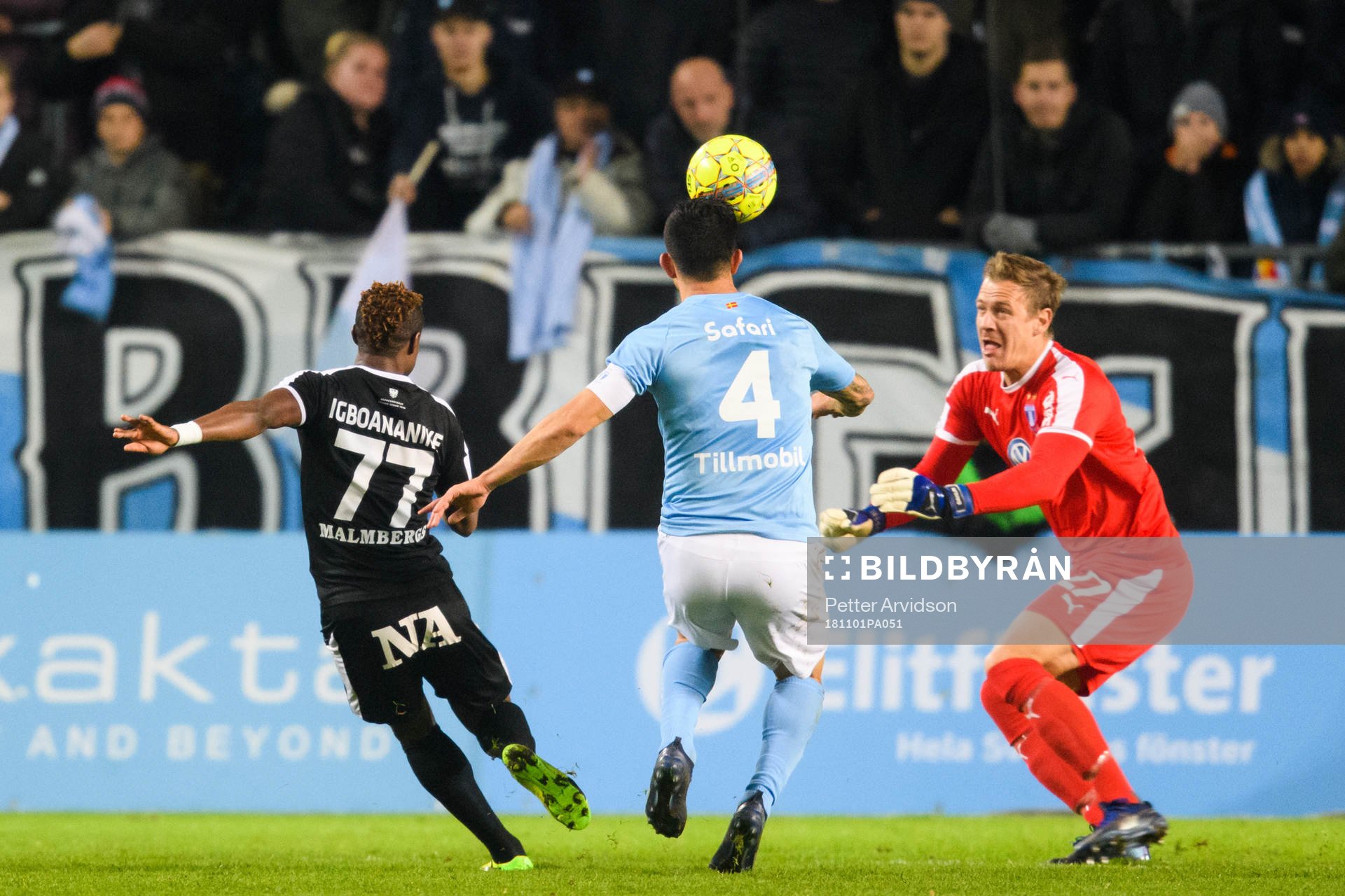 Örebros Kennedy Igboananike oroar mot Malmö FFs Behrang