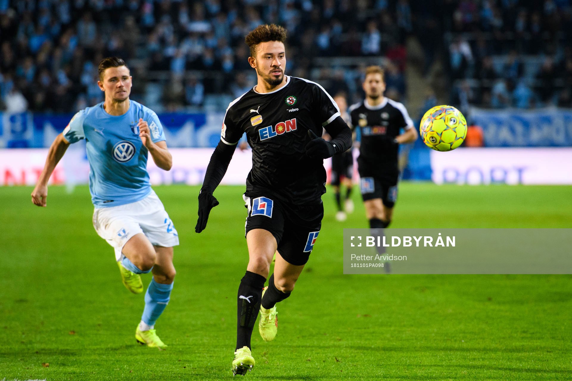 Malmö FFs Marcus Antonsson jagar Örebros Fabio De Sousa