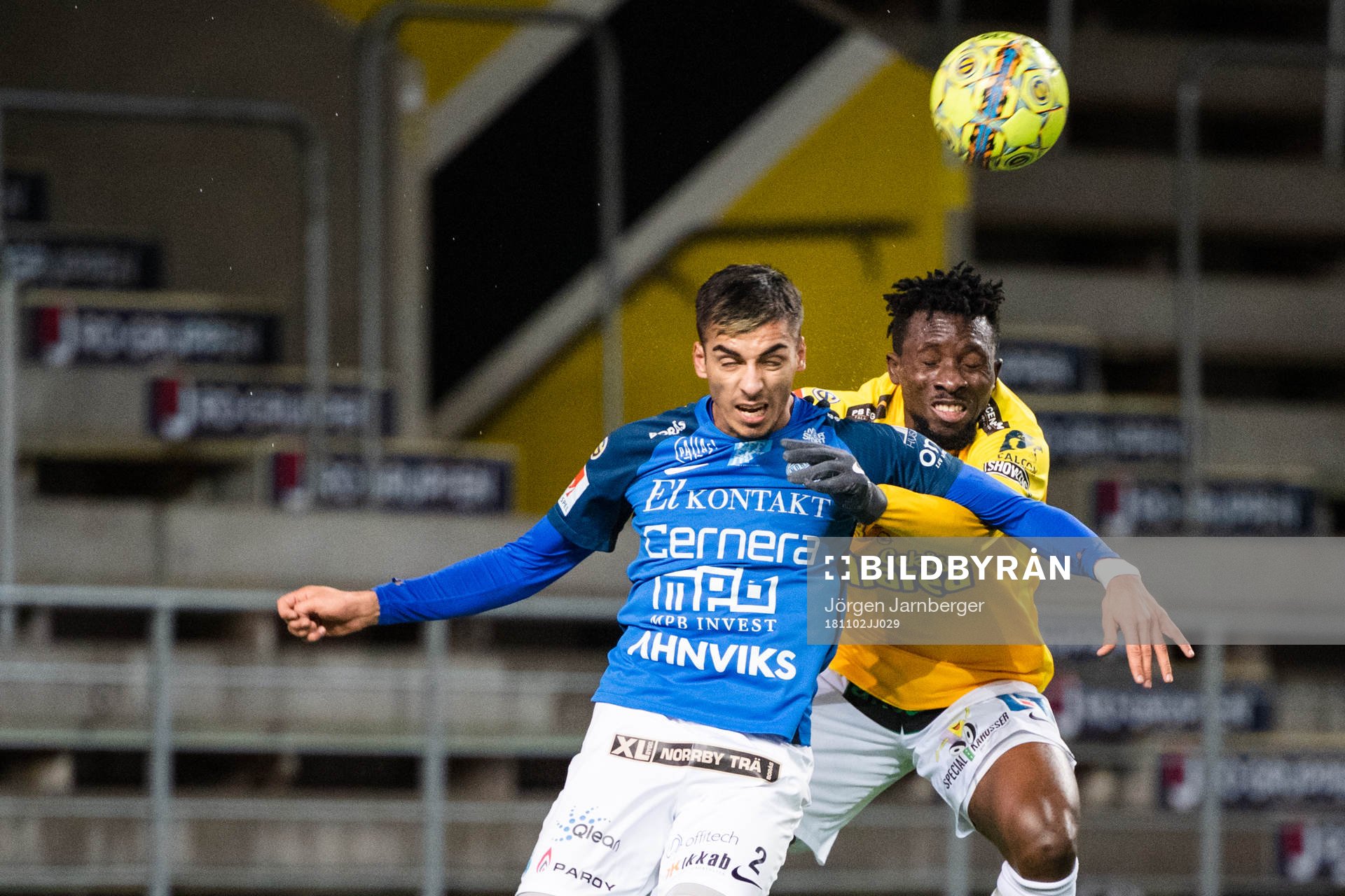Norrbys Abbas Mohamad och Falkenbergs Chisom Egbuchunam i