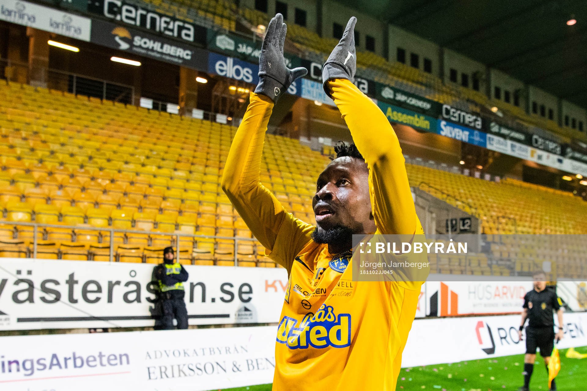 Falkenbergs Chisom Egbuchunam jublar