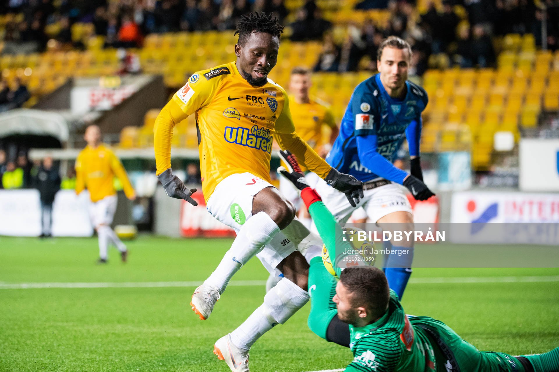 Falkenbergs Chisom Egbuchunam gör 1-2