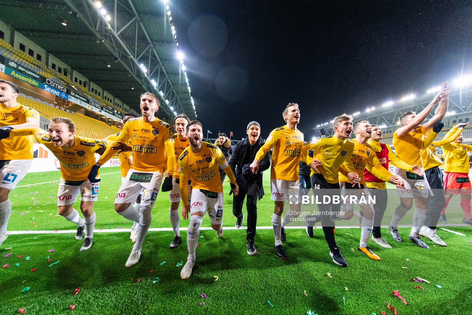 Falkenbergs spelare jublar