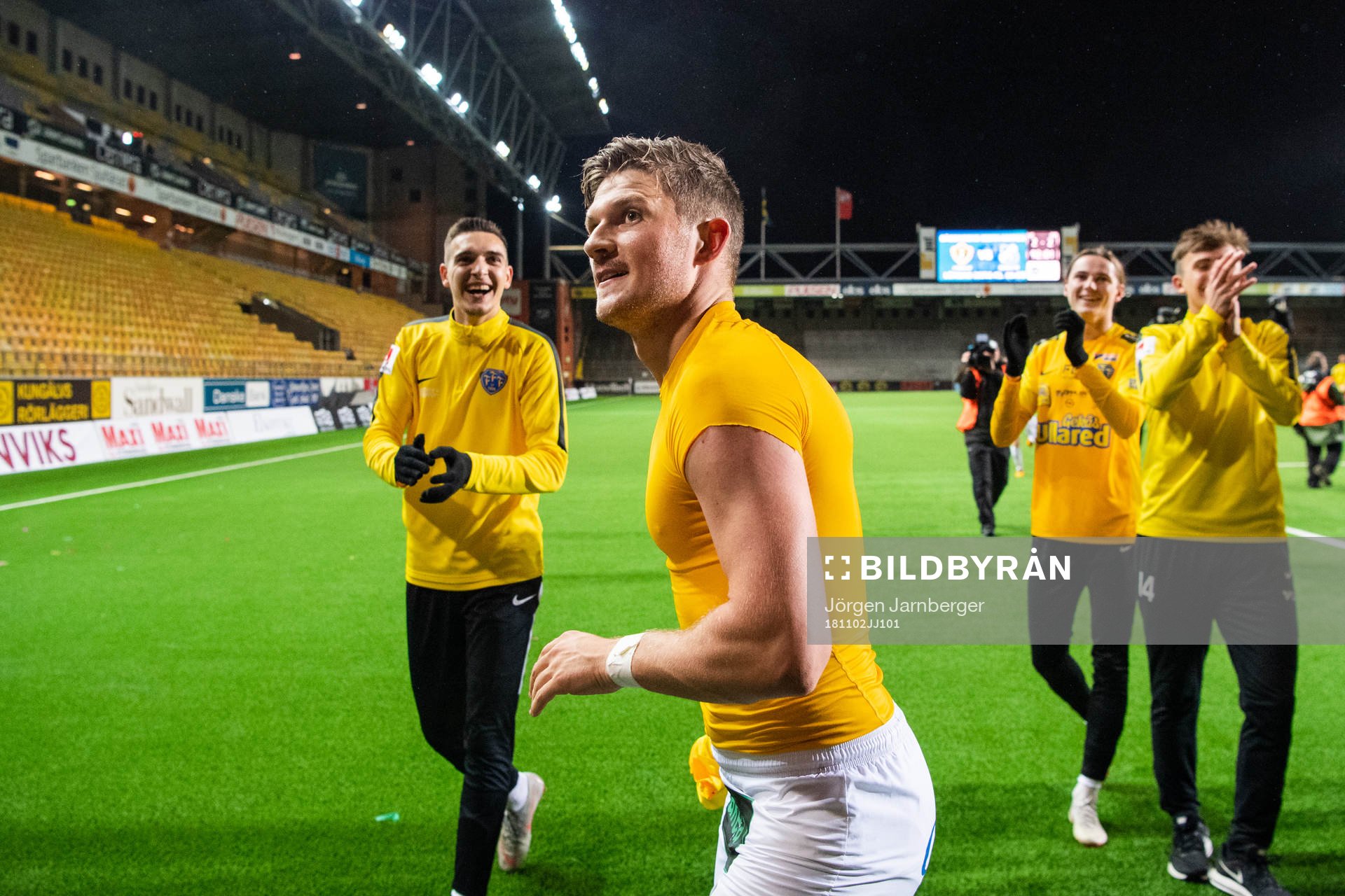Falkenbergs Erik Pärsson jublar