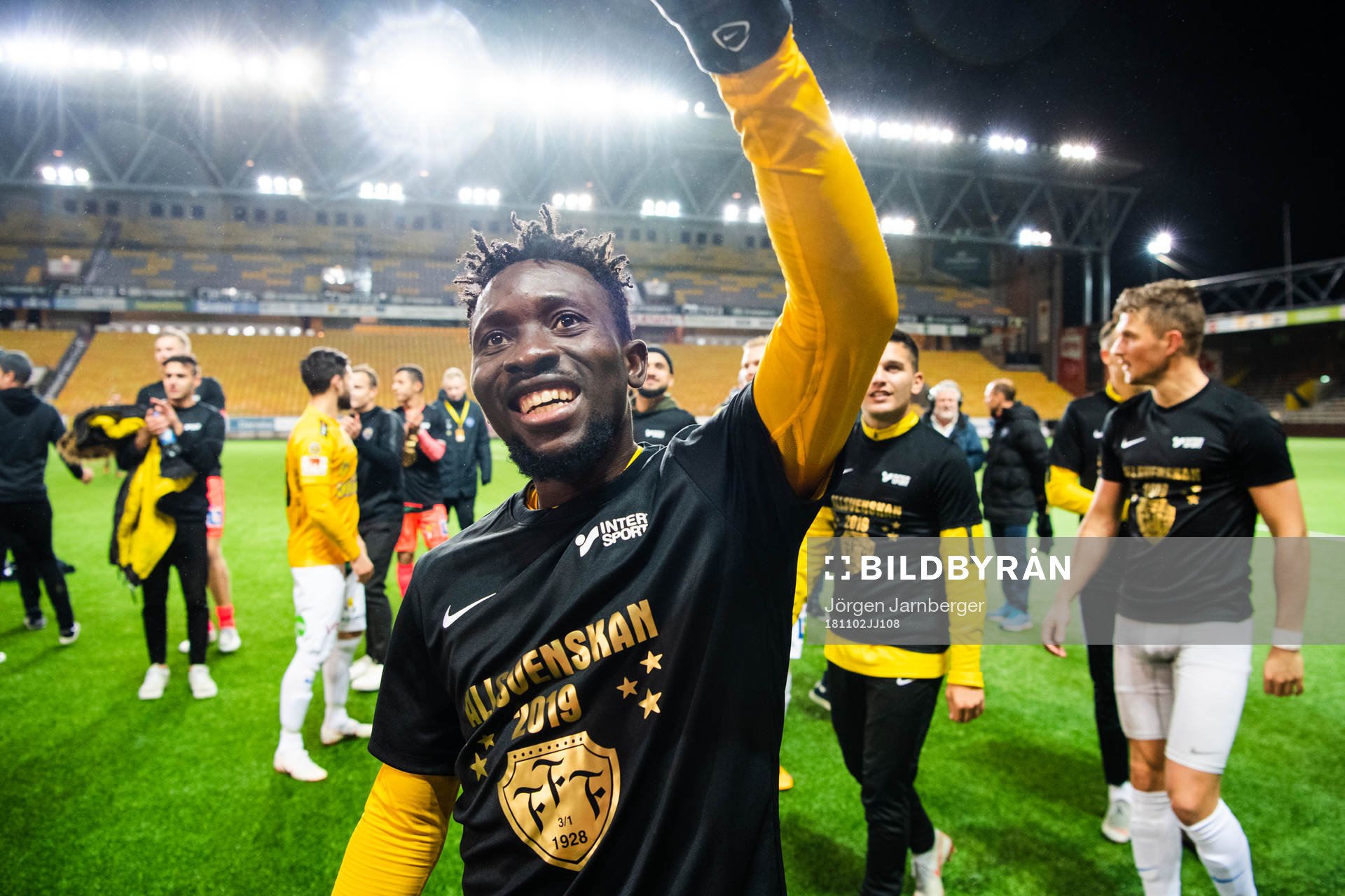 Falkenbergs Chisom Egbuchunam jublar