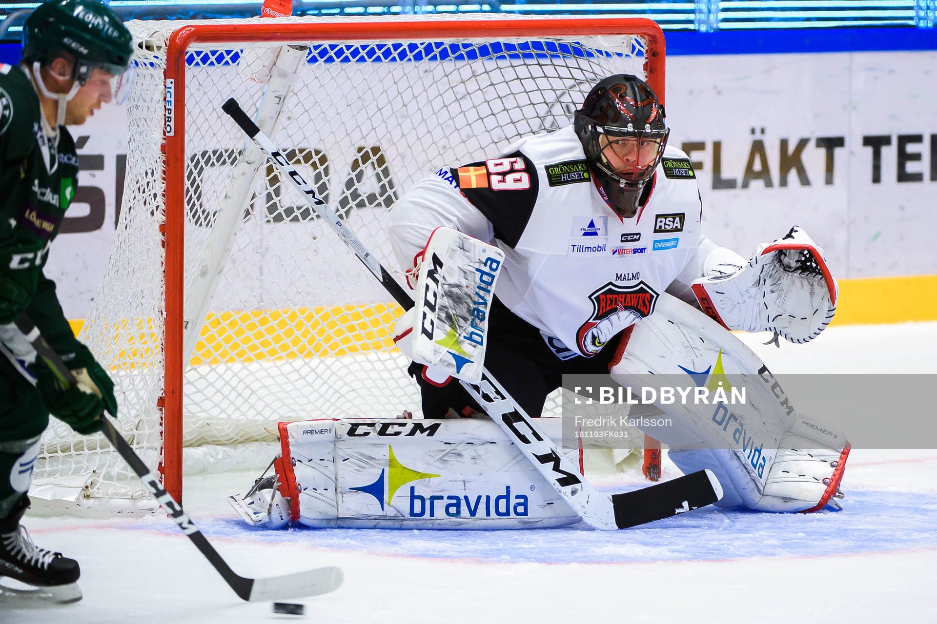 Färjestads Marcus Nilsson och Malmö Redhawks målvakt