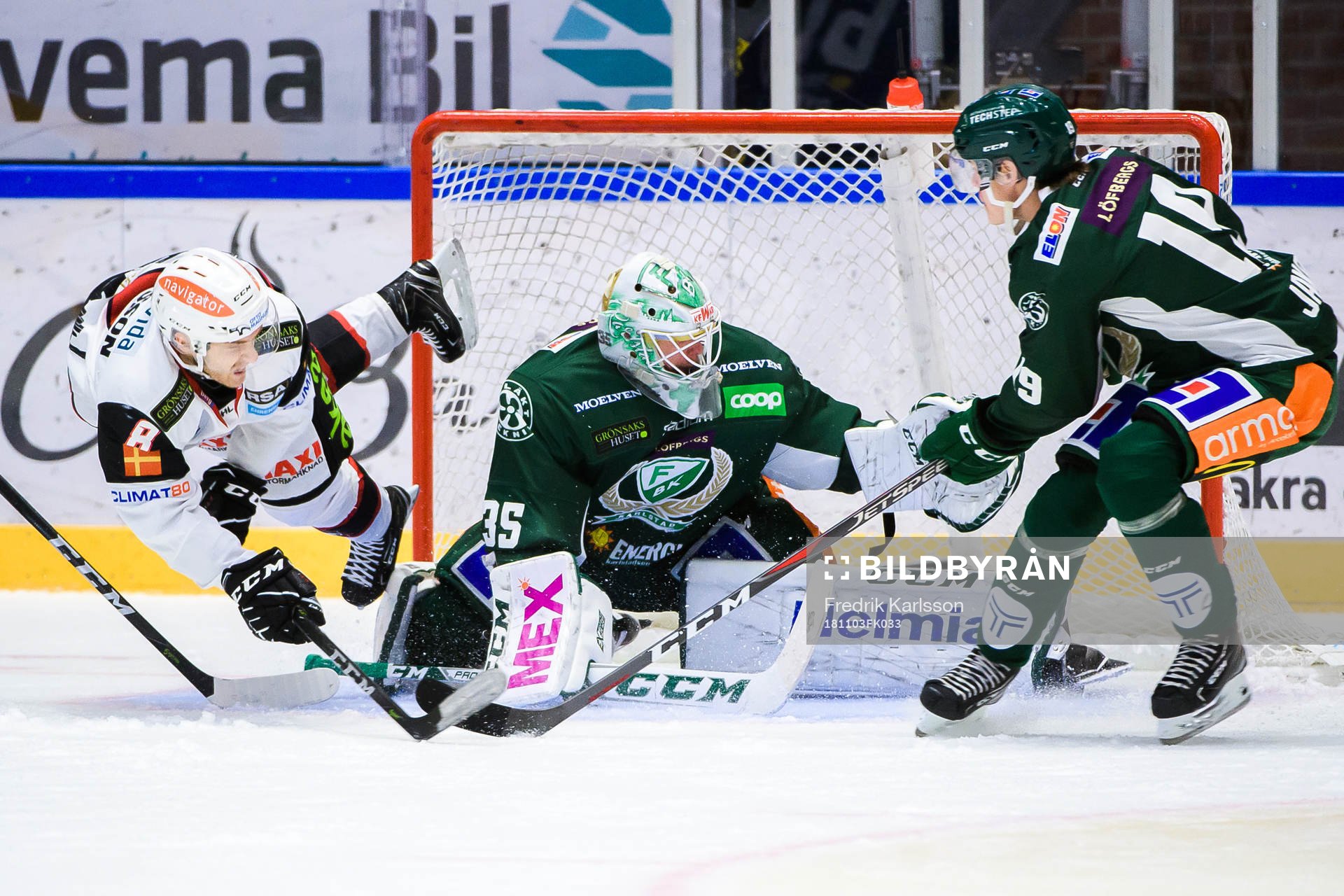 Malmö Redhawks Johan Olofsson, Färjestads målvakt Adam