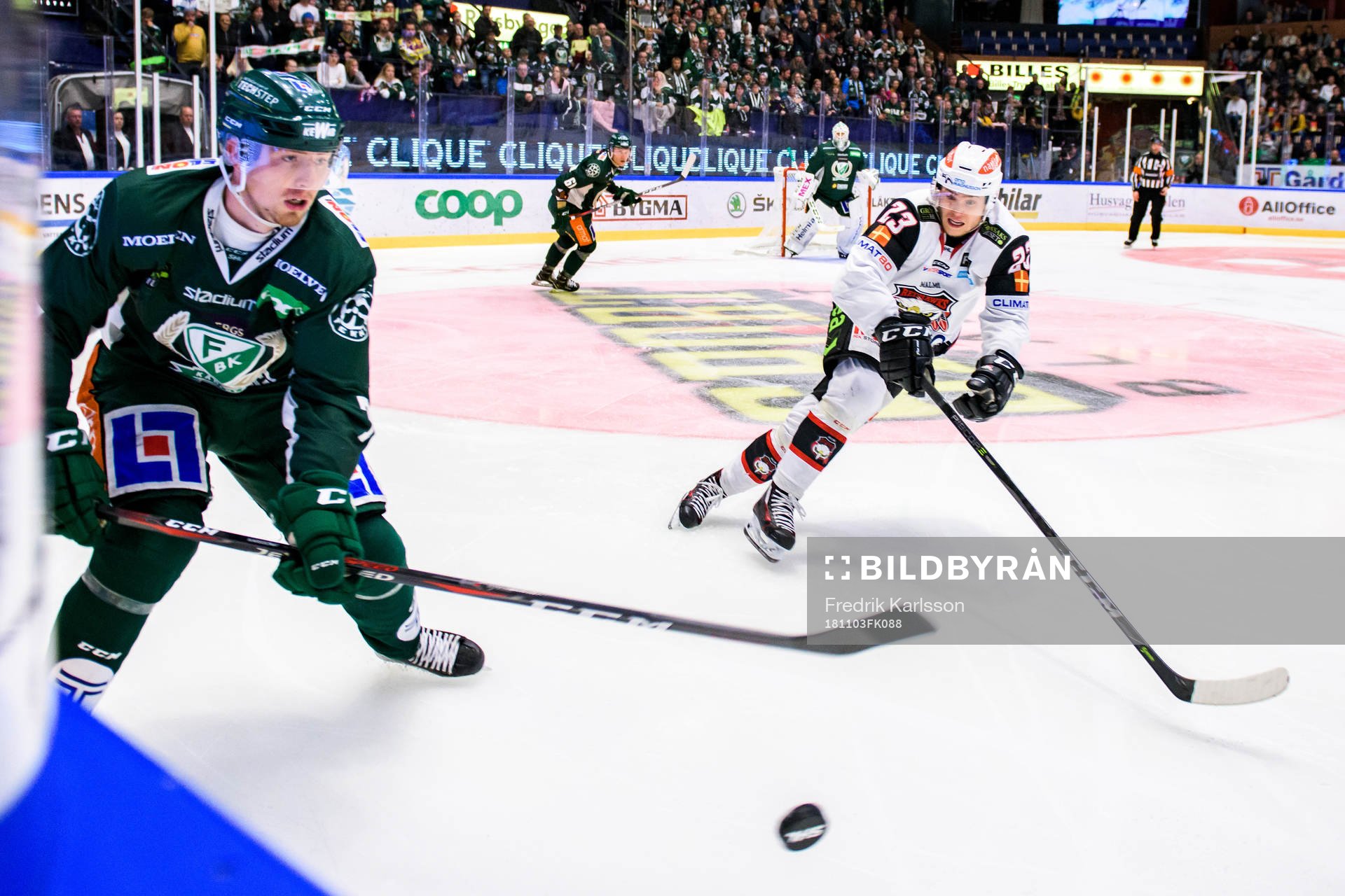 Färjestads Johan Ivarsson och Malmö Redhawks Christoffer