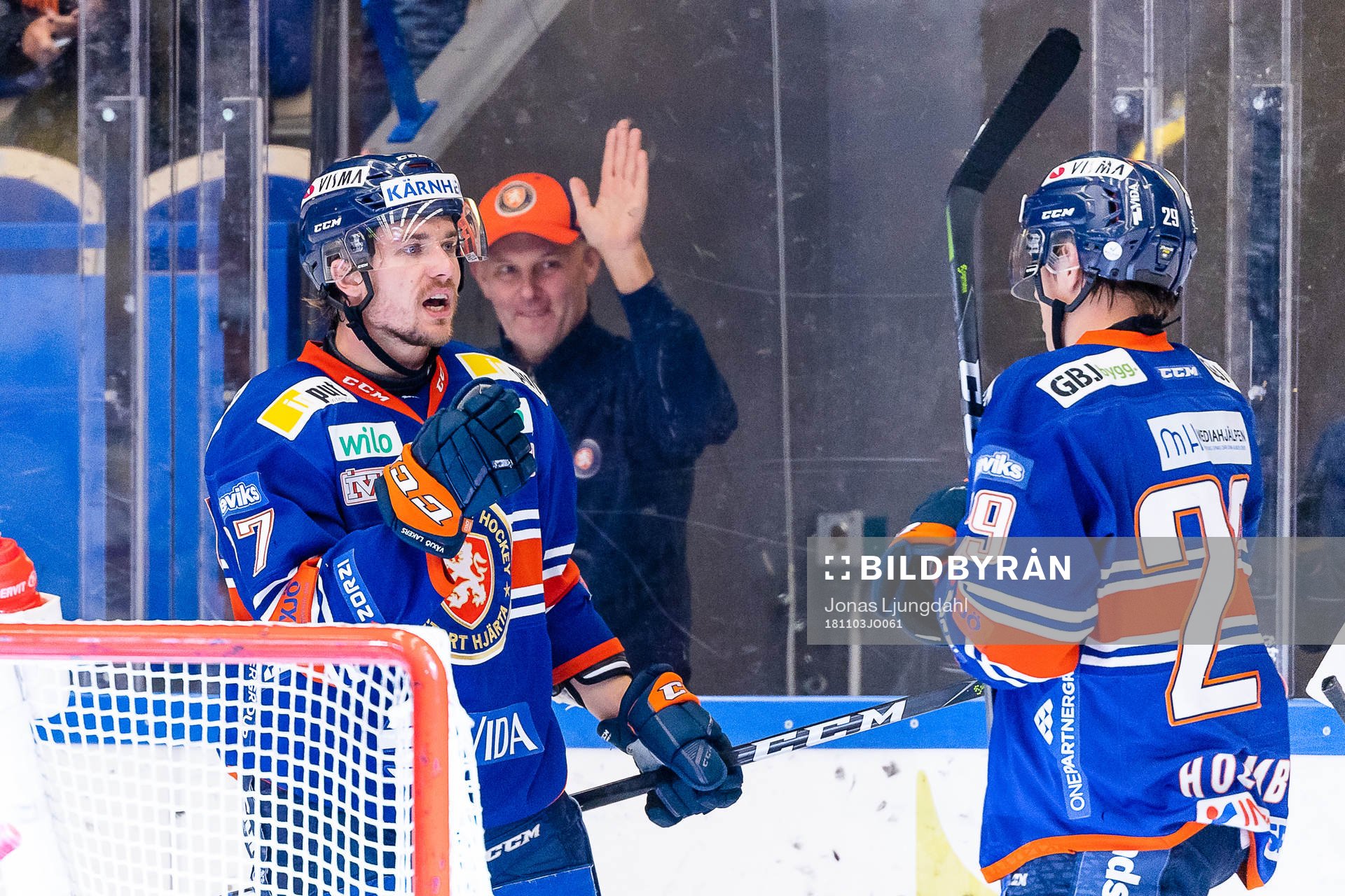 Växjös Pontus Netterberg jublar
