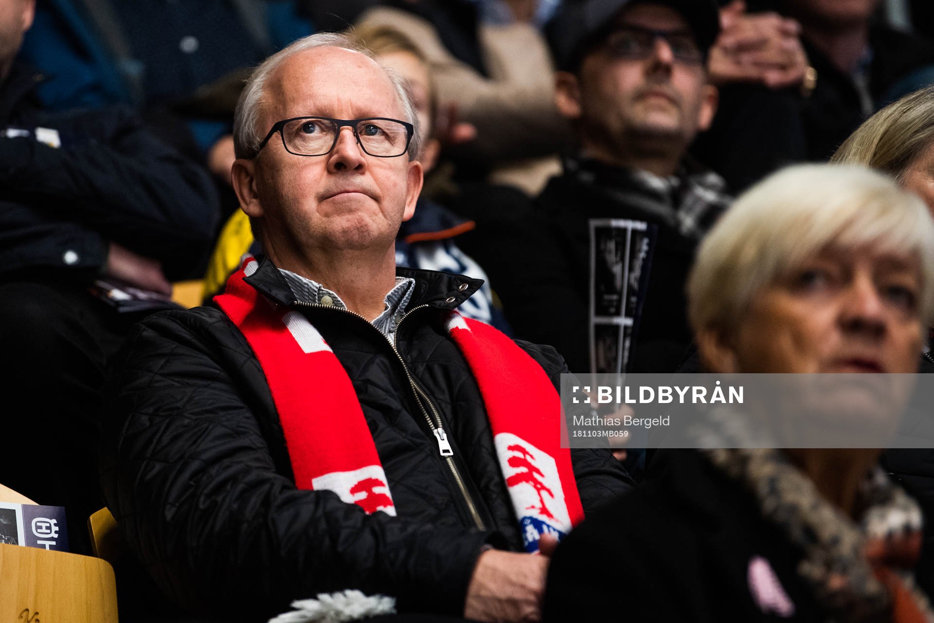 En Timråsupporter deppar