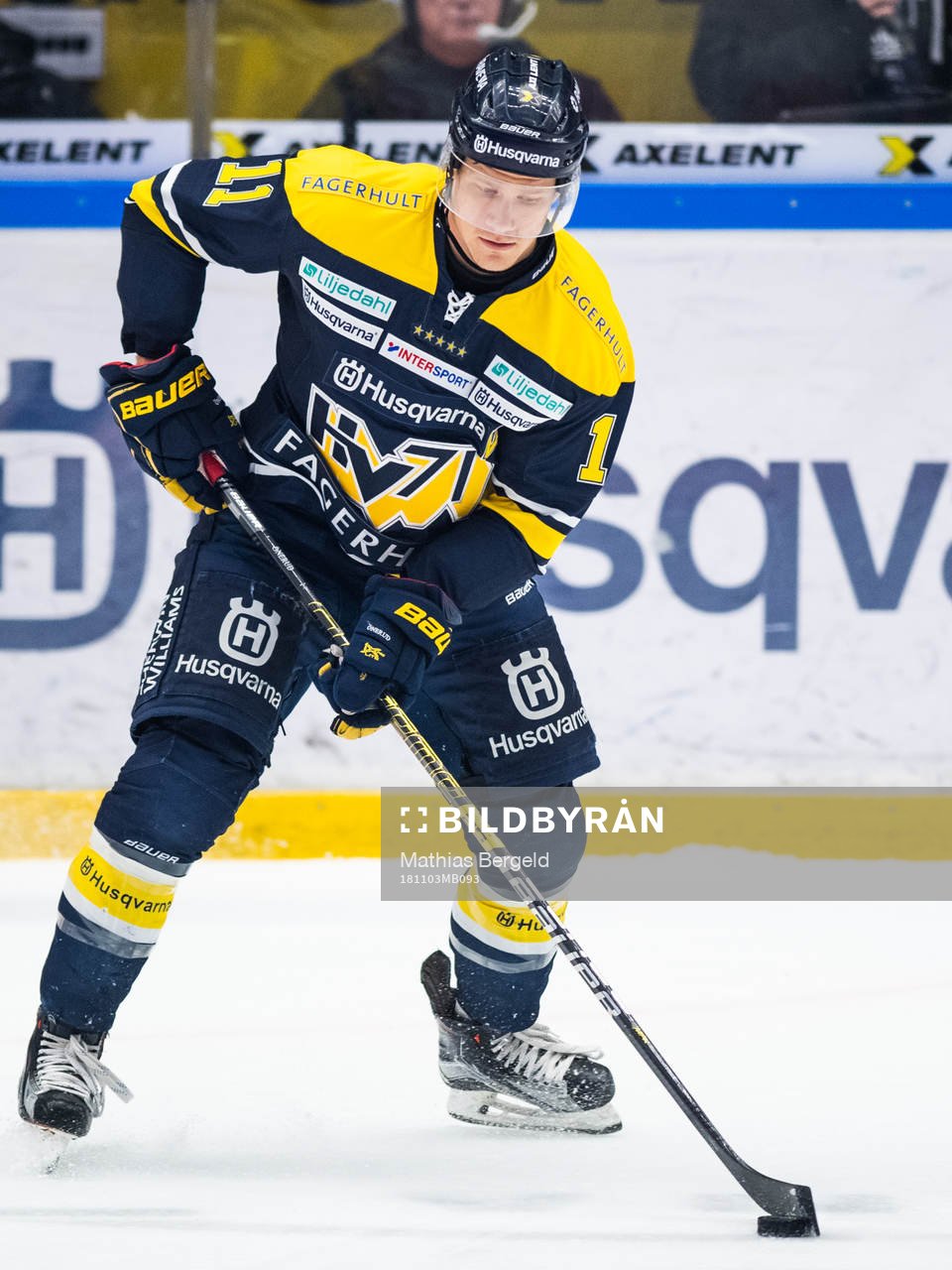 s Simon Önerud