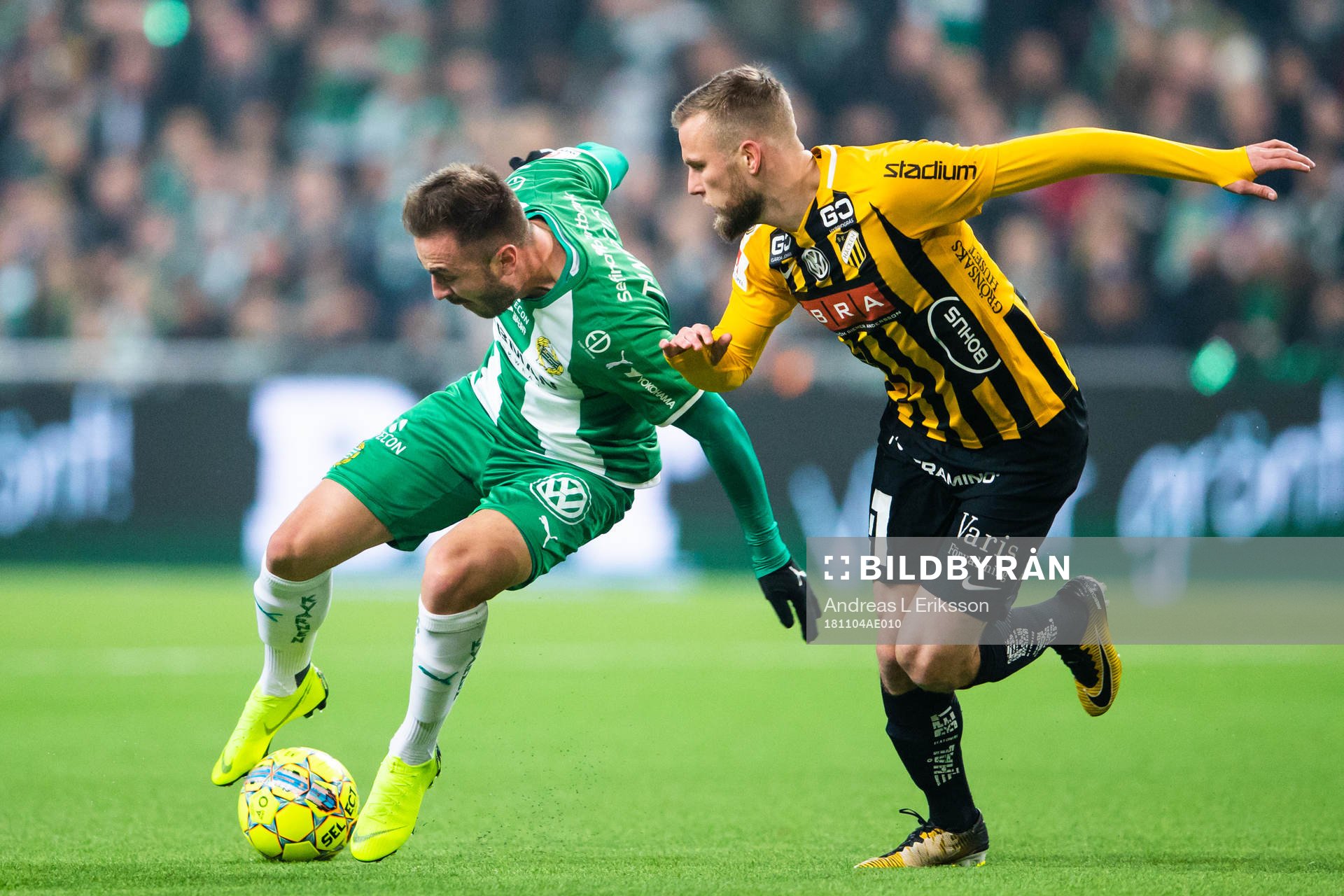 Hammarbys Muamer Tankovic och Häckens Alexander Faltsetas