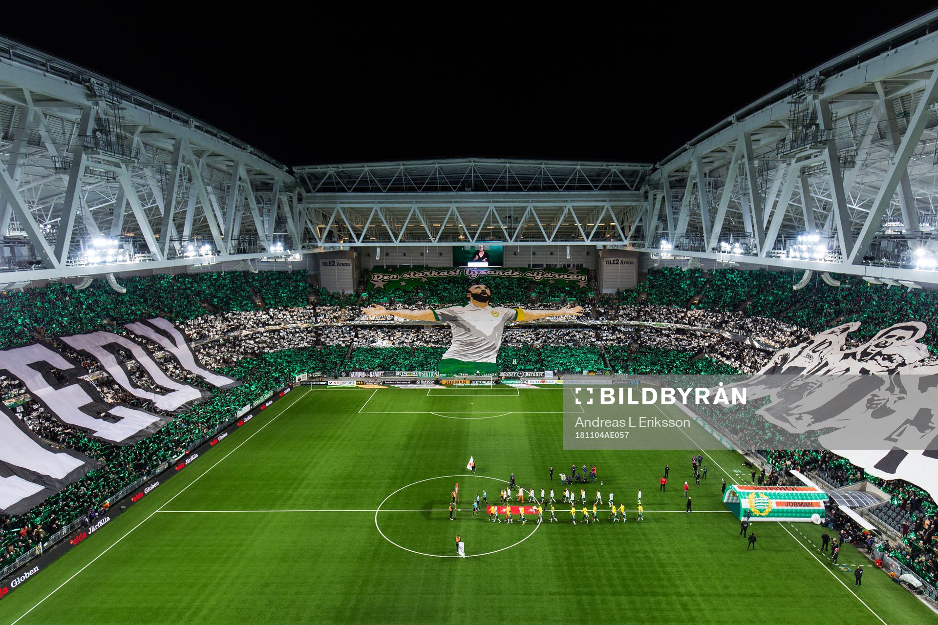 Hammarbys TIFO på Tele2 Arena innan fotbollsmatchen i Allsvenskan mellan Hammarby och Häcken den 4 november 2018 i Stockholm. 