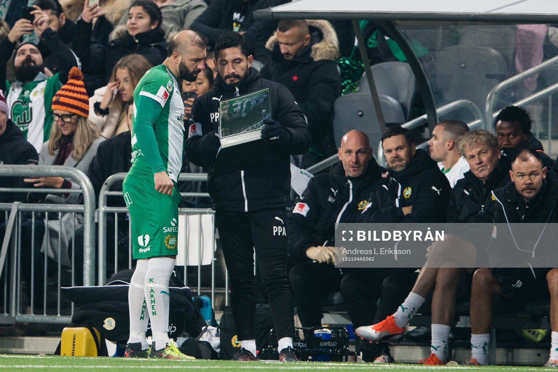 Hammarbys Kennedy Bakircioglu och assisterande tränare