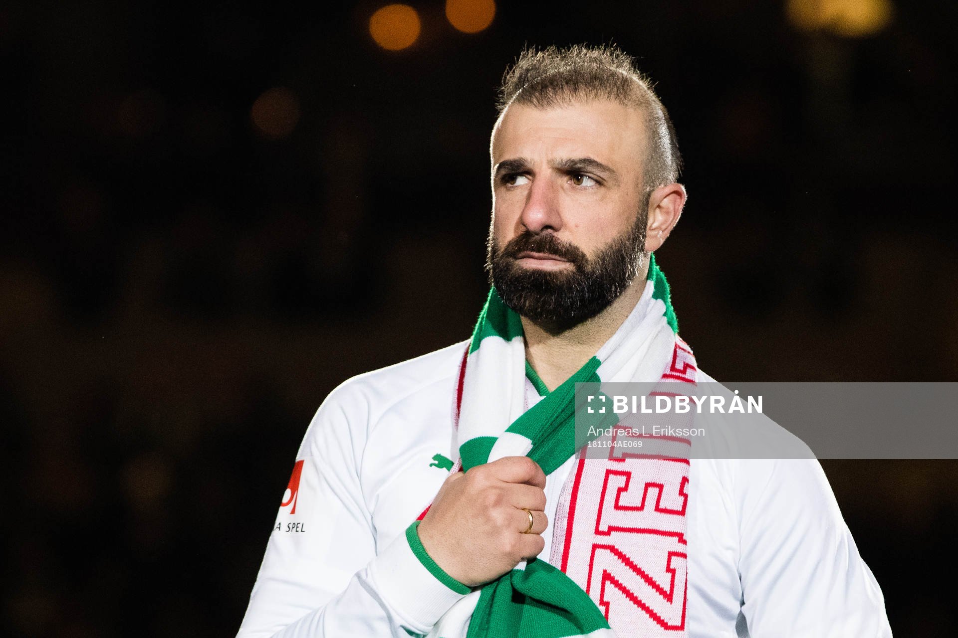 Hammarbys Kennedy Bakircioglu under en hyllningsceremoni efter fotbollsmatchen i Allsvenskan mellan Hammarby och Häcken den 4 november 2018 i Stockholm.