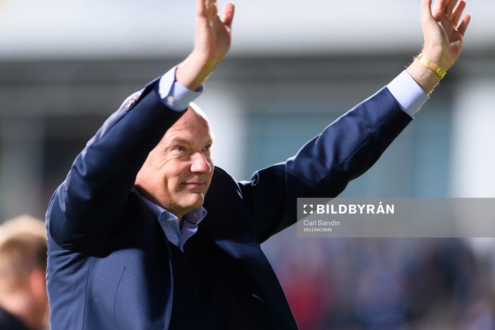 Malmö FFs tränare Uwe Rösler tackar publiken
