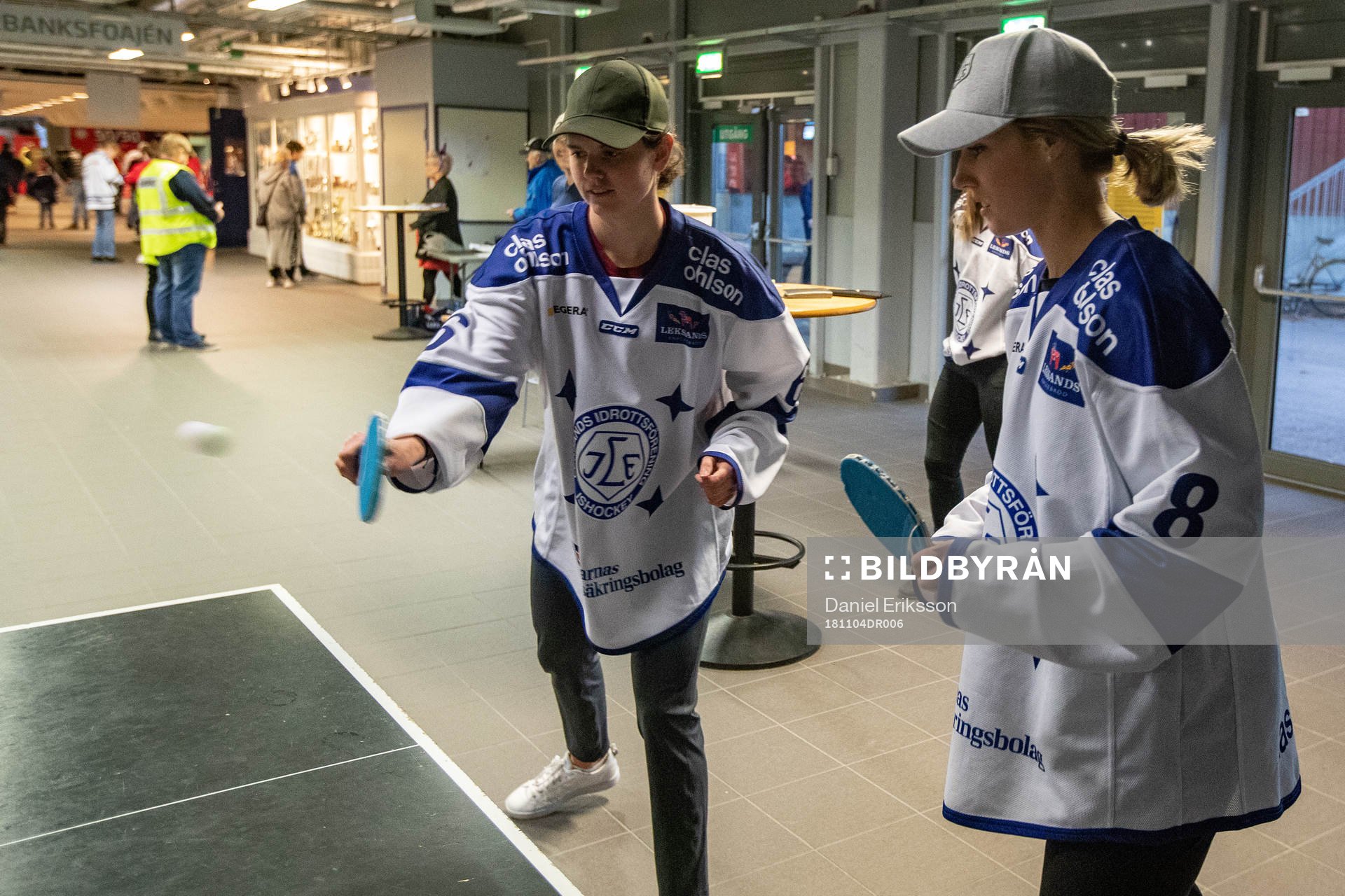 Leksands Gracen Hirschy och Samantha Hanson från Leksands