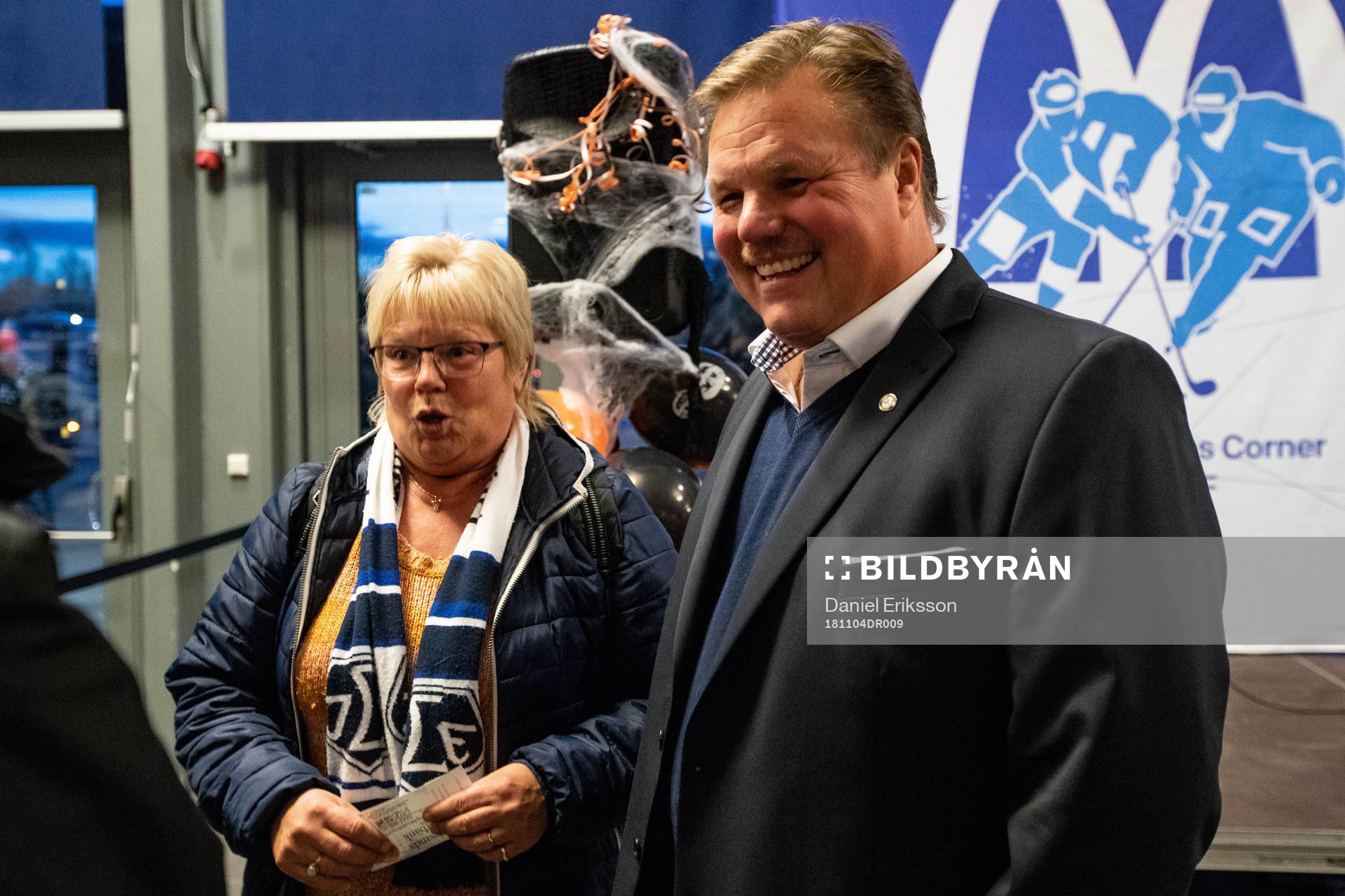 Leksands tränare Leif Carlsson innan ishockeymatchen i