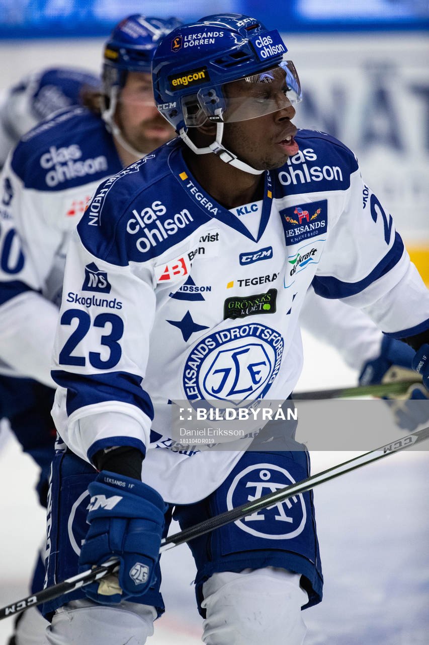 Leksands Hugo Enock vid uppvärmningen