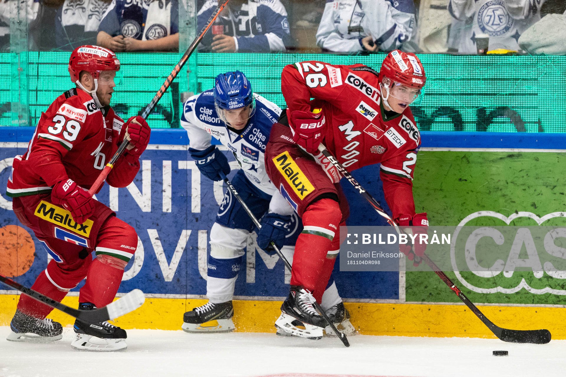 Modos Tobias Enström och Leksands Oskar Lang och Modos Tom