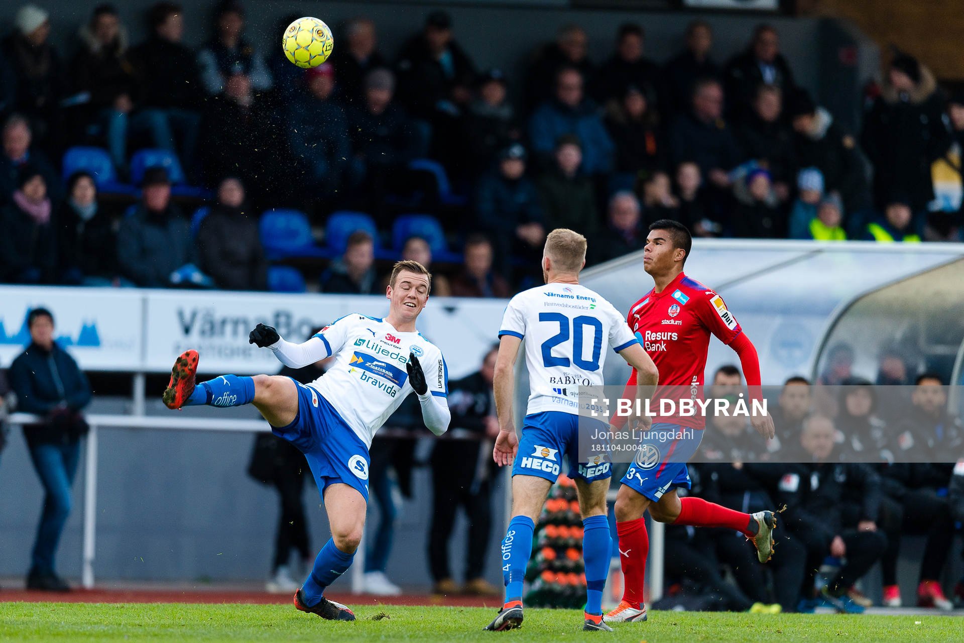 Värnamos Alexander Achinioti-Jönsson och Helsingborgs