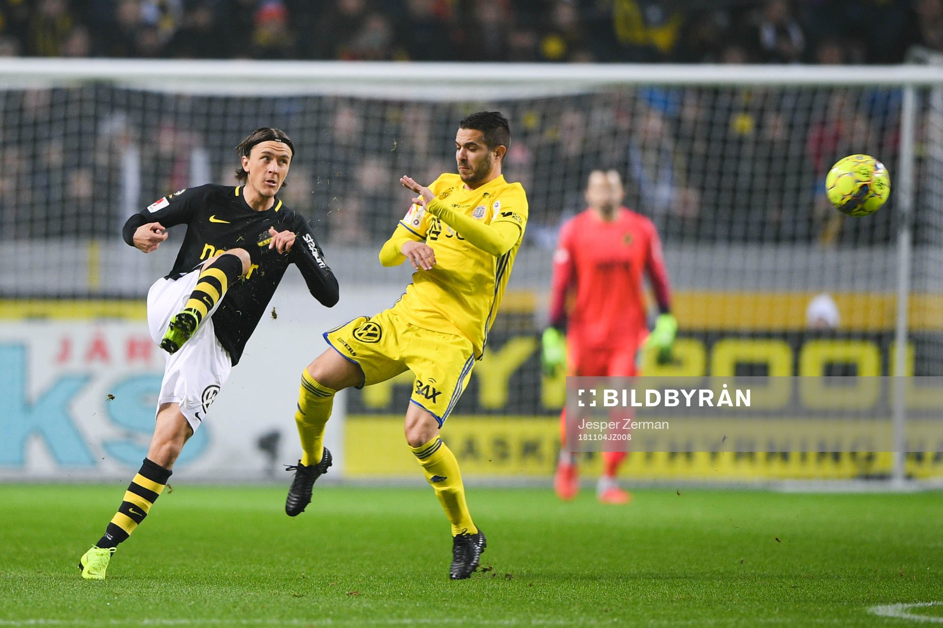 AIK:s Kristoffer Olsson under fotbollsmatchen i Allsvenskan mellan AIK och GIF Sundsvall den 4 november 2018 i Stockholm.