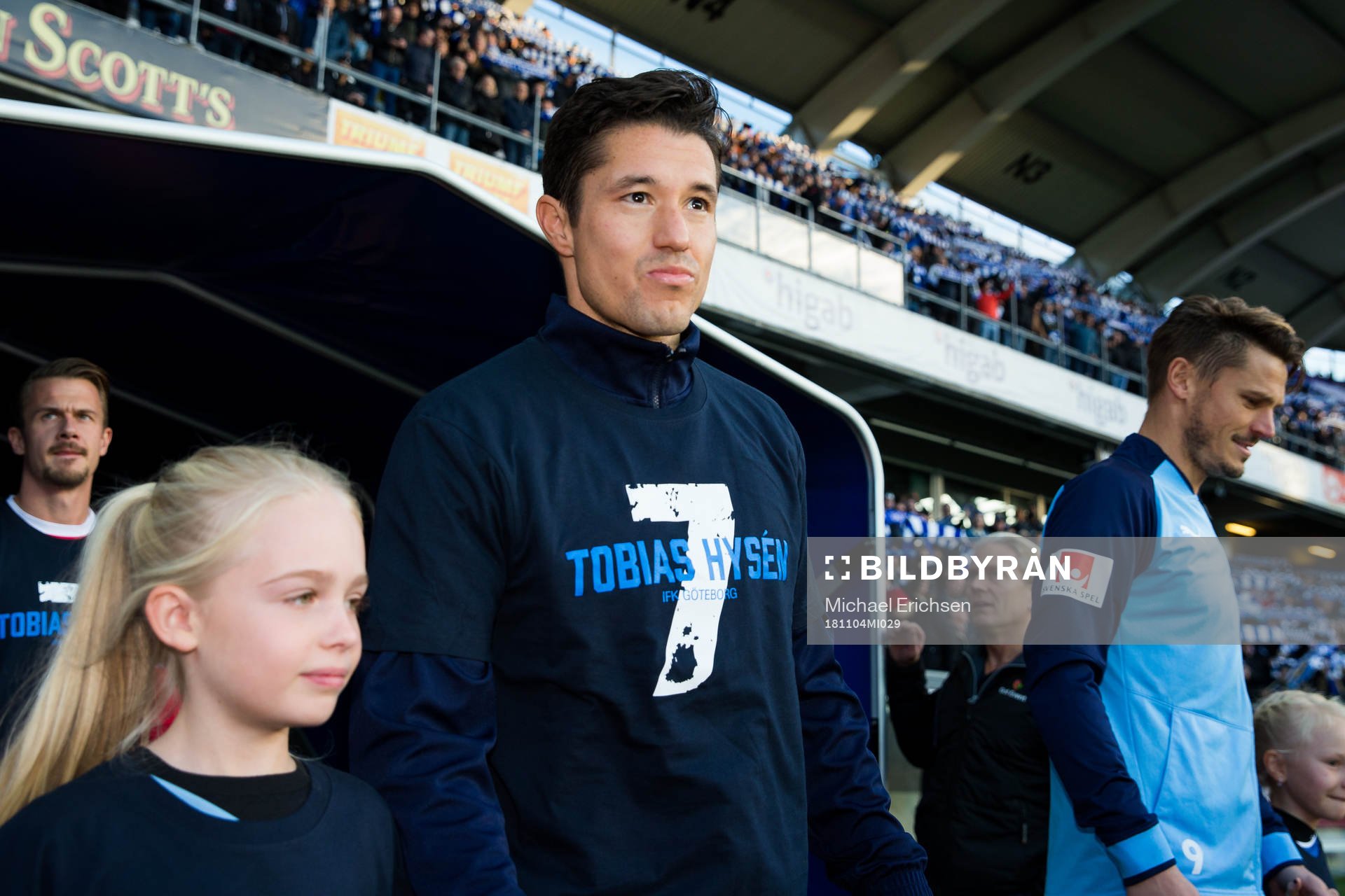 IFK Göteborgs David Boo Wiklander går in för line up