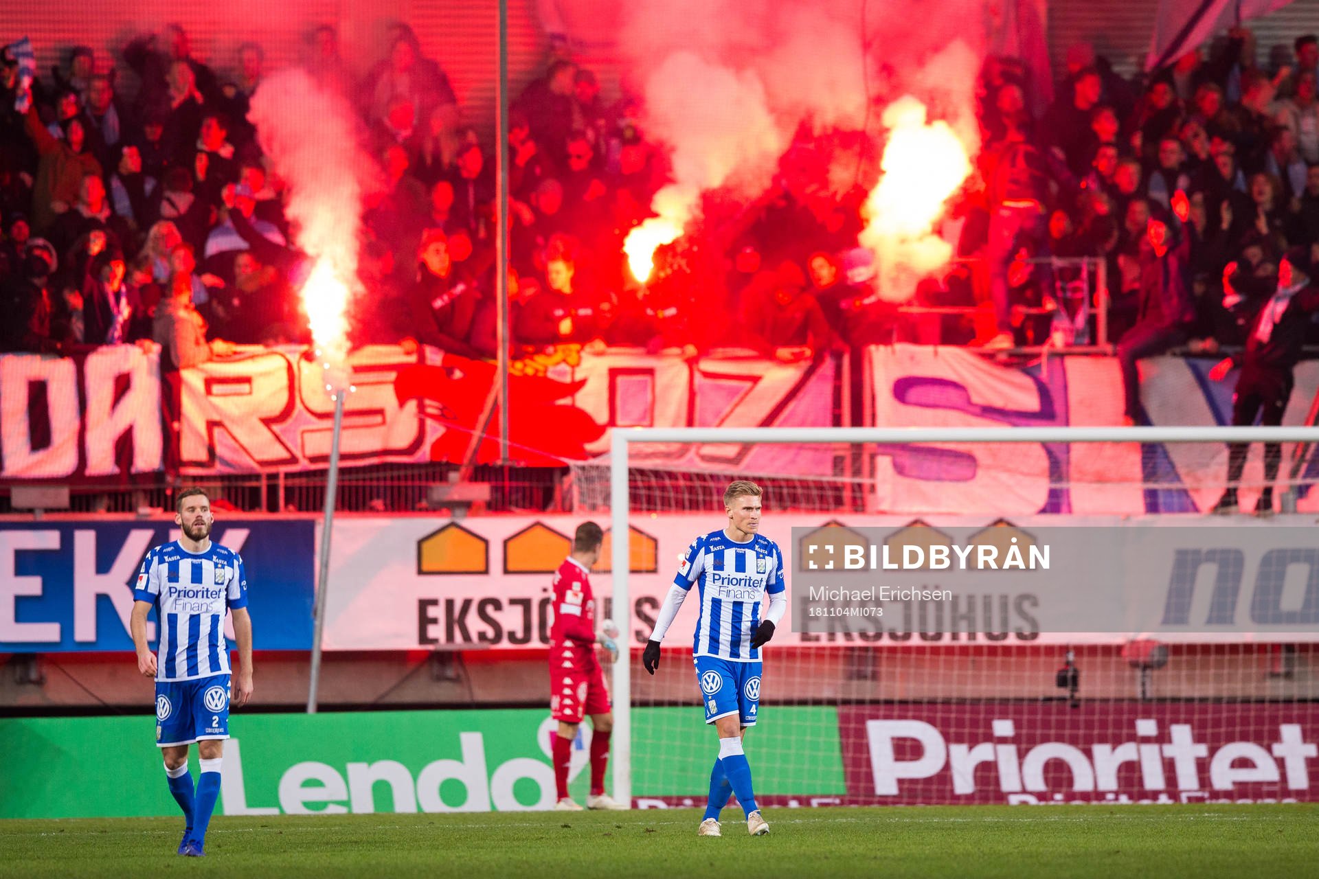 IFK Göteborgs Emil Salomonsson och Carl Starfelt deppar