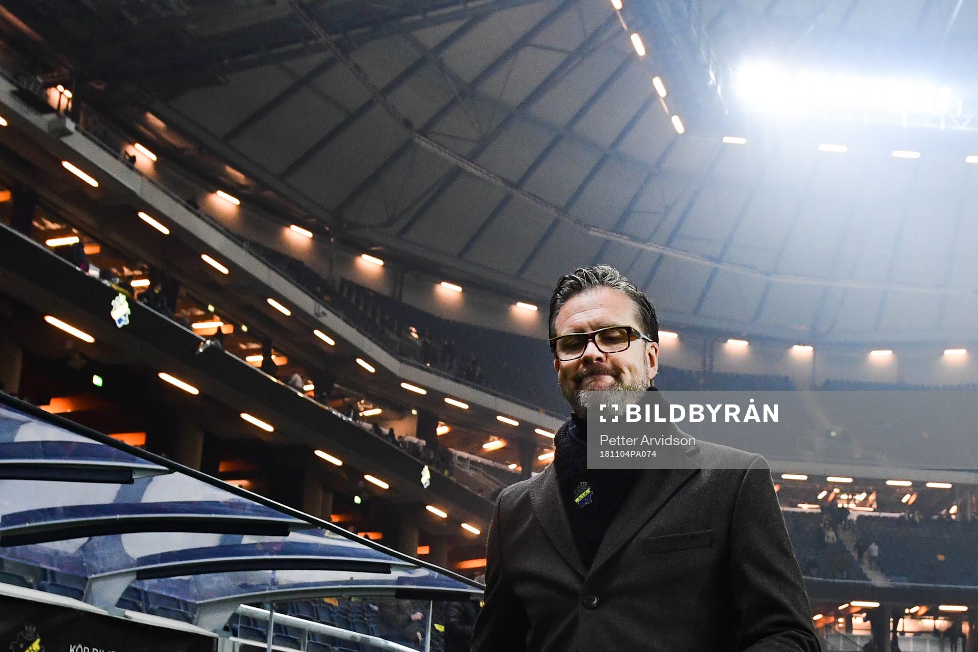 s tränare Rikard Norling deppar