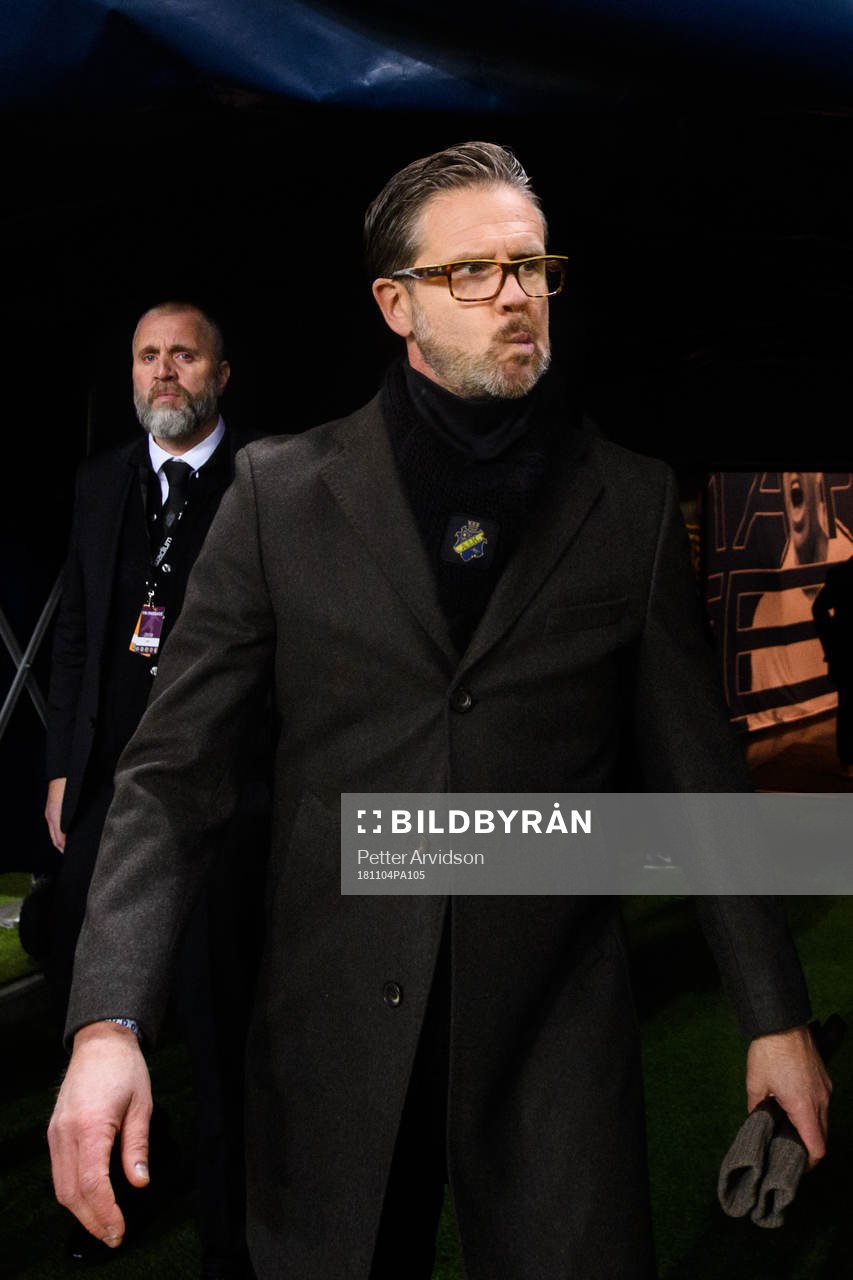 s sportchef Björn Wesström och tränare Rikard Norling