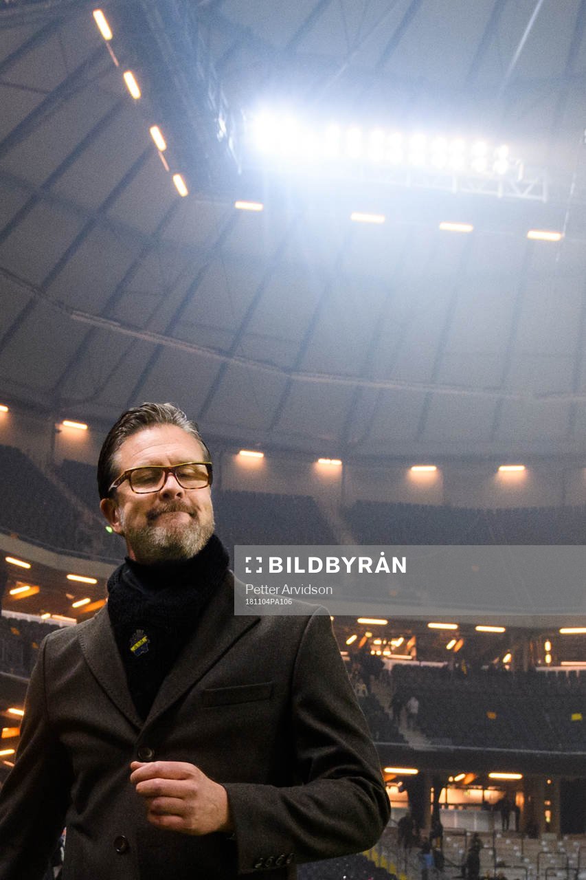 s tränare Rikard Norling deppar