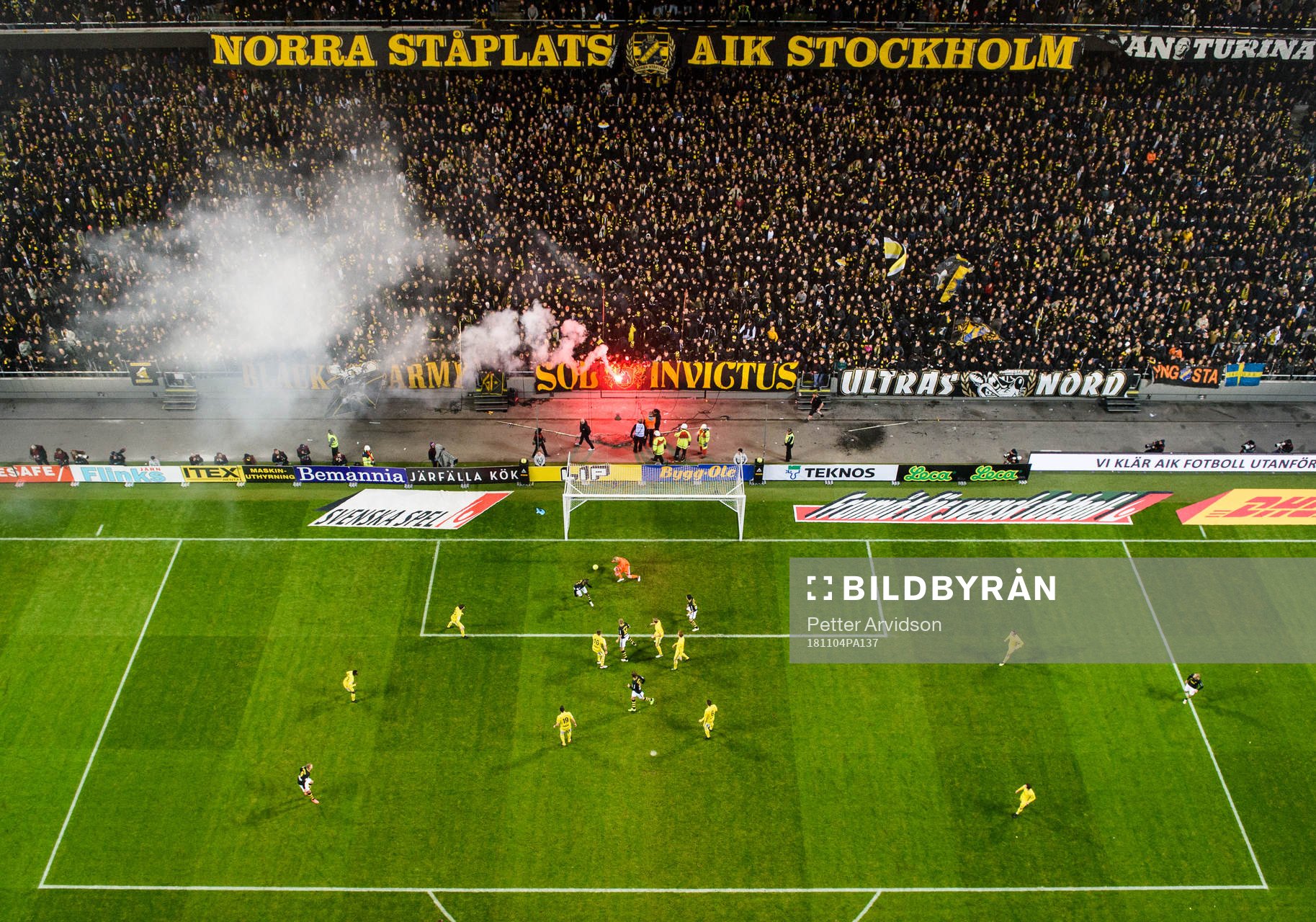 s Henok Goitom gör 1-0 målet på passning från Rasmus