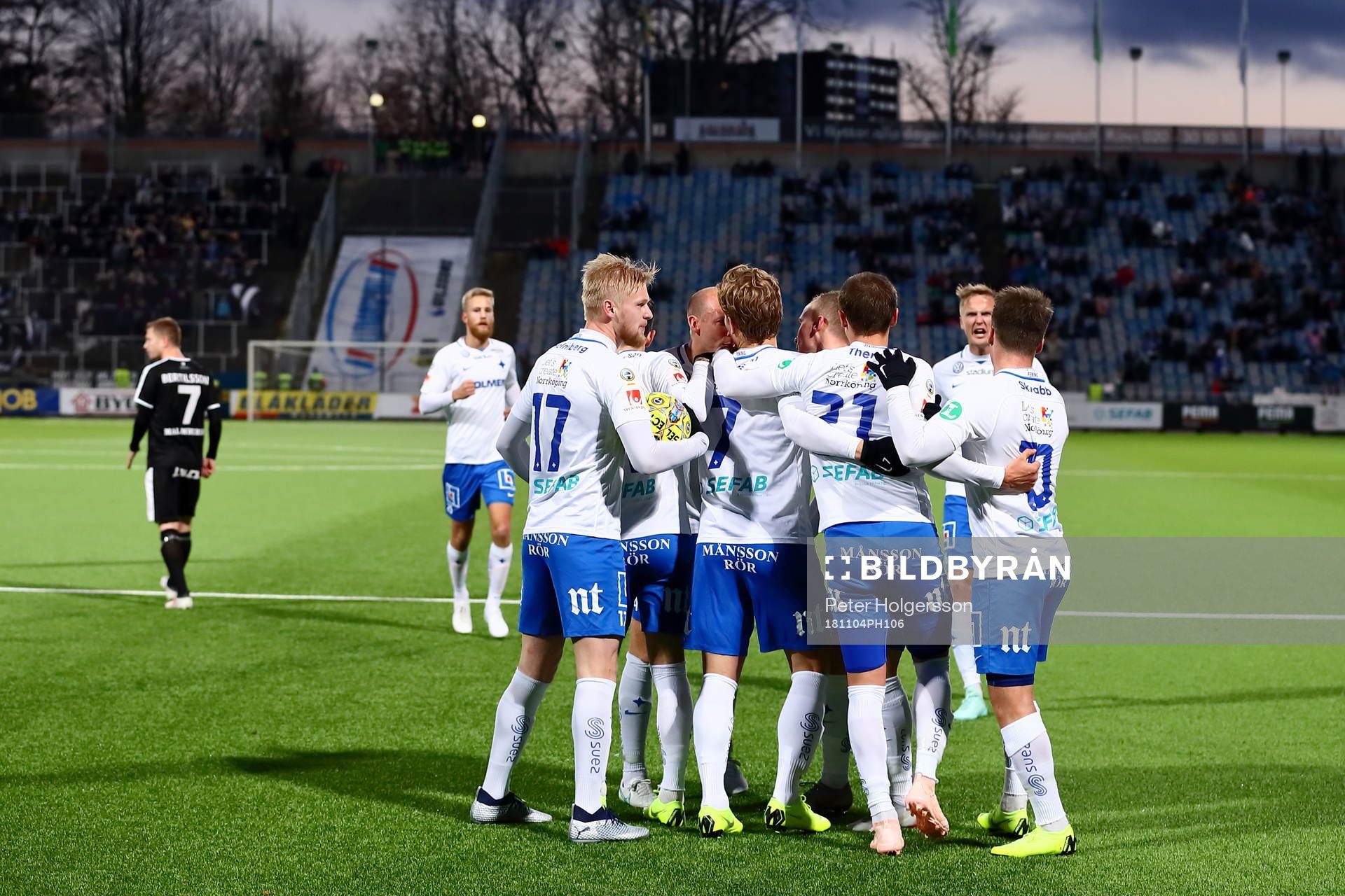 Norrköpings spelare jublar
