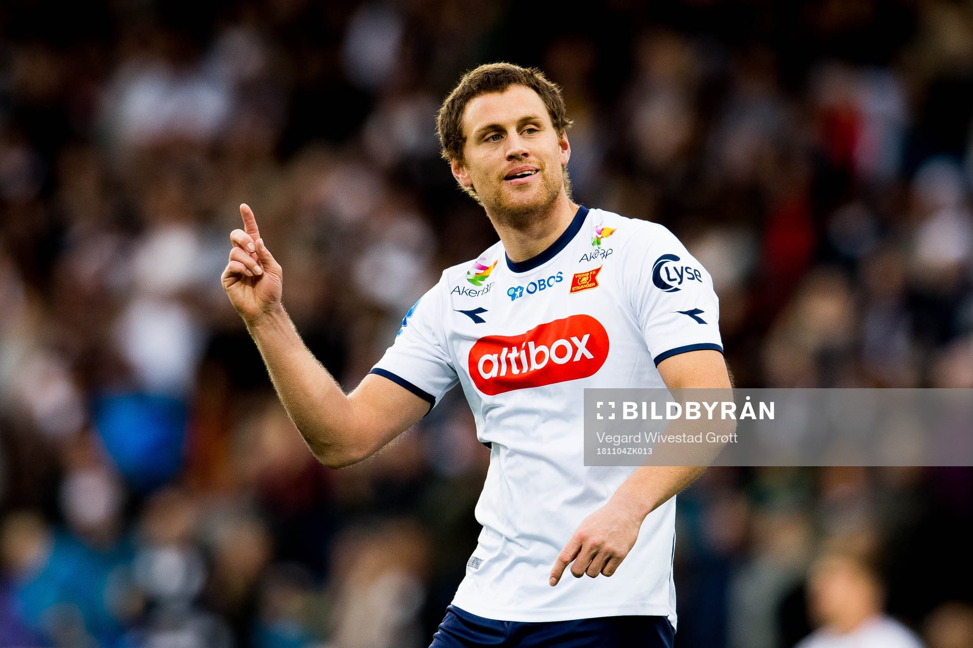 Tommy Høiland of Viking celebrates