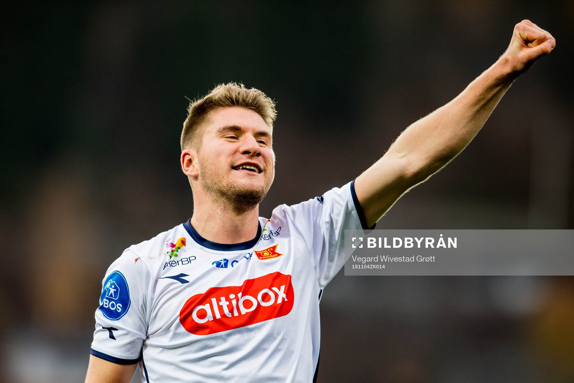 Axel Andresson of Viking celebrates after the OBOS-ligaen match between Mjøndalen and Viking on November 4, 2018 in Mjøndalen.