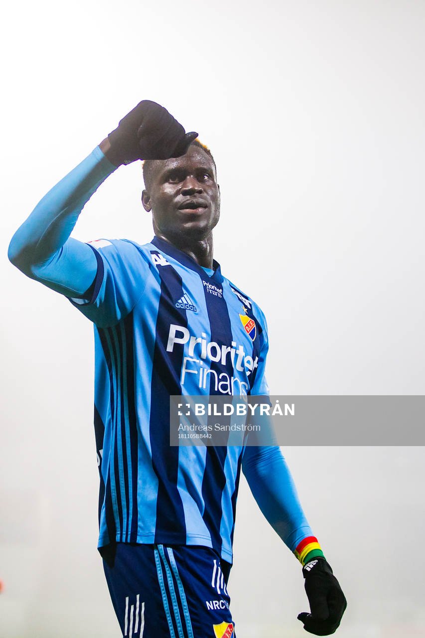 Djurgårdens Aliou Badji jublar med de tillresta