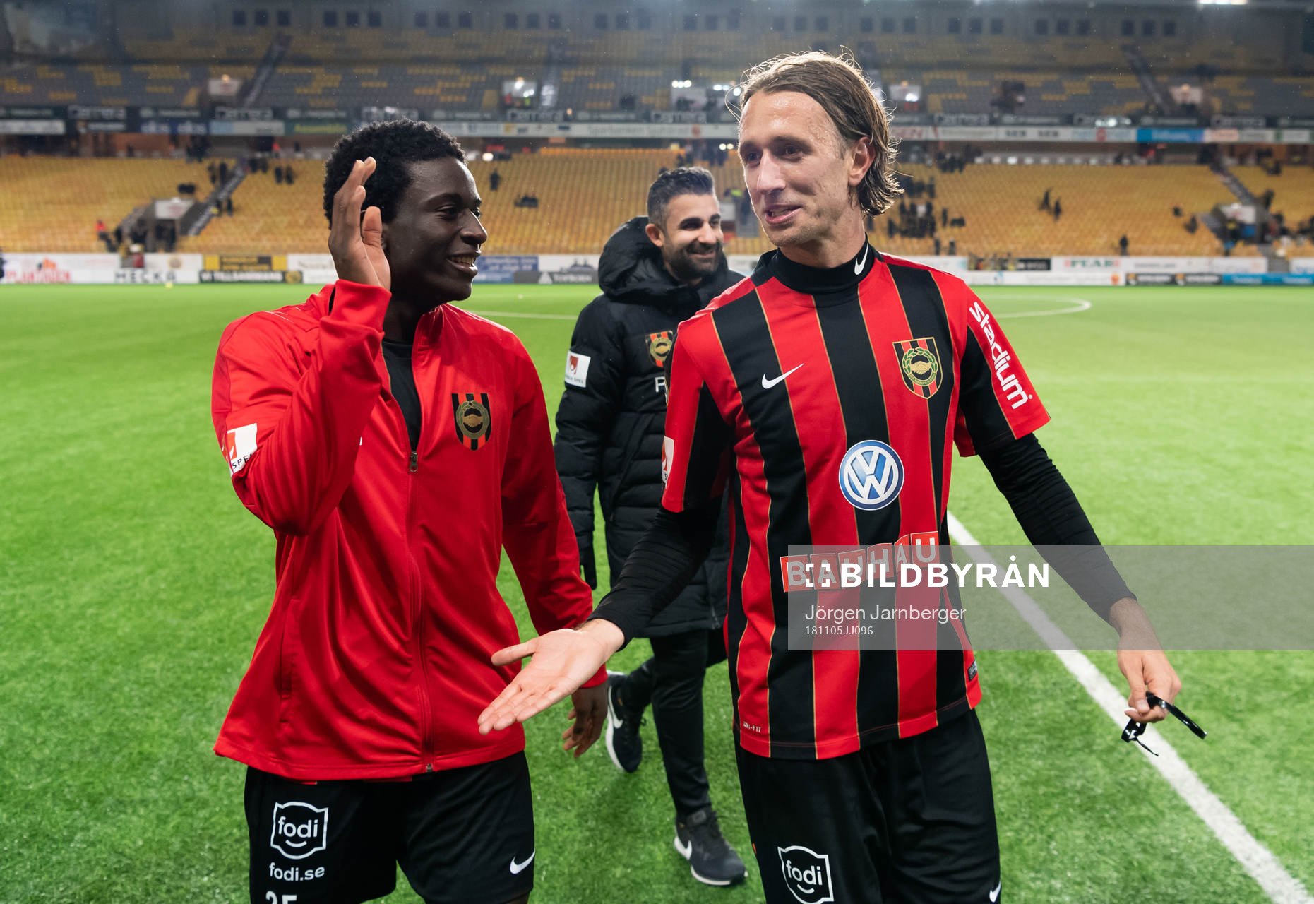 Brommapojkarnas Philip Hellqvist  och Jack Lahne
