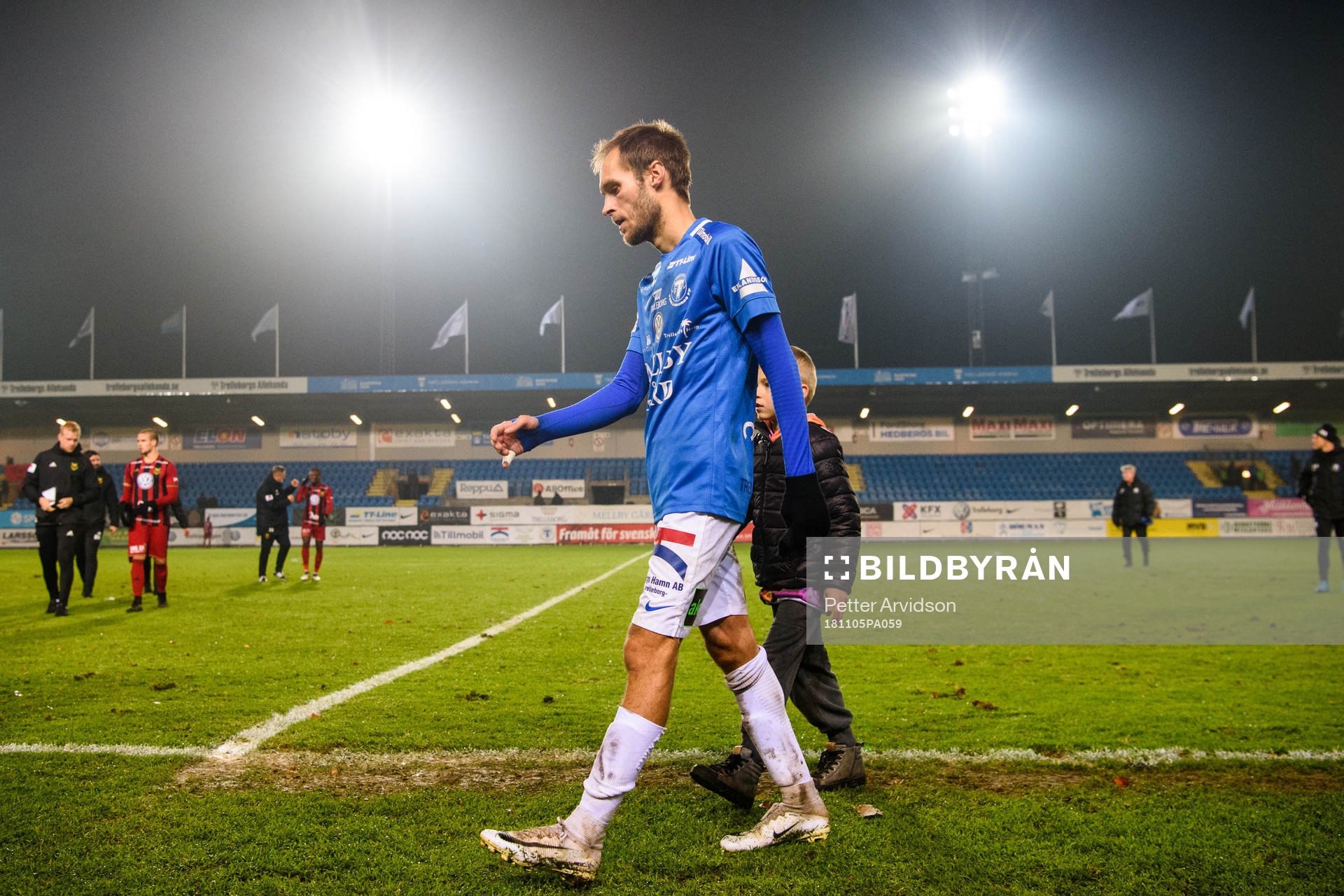 Trelleborgs Zoran Jovanovic deppar när han lämnar planen
