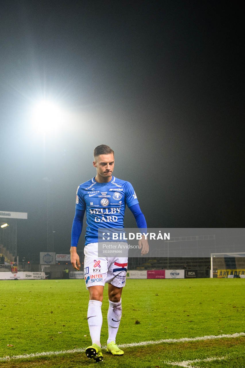 Trelleborgs Felix Hörberg deppar när han lämnar planen