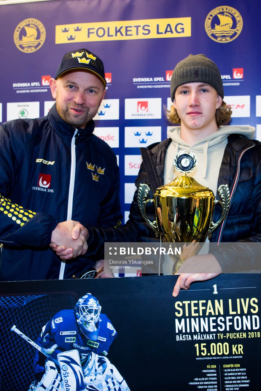 Marcus Brännman från Stockholm Nord motar Stefan Livs